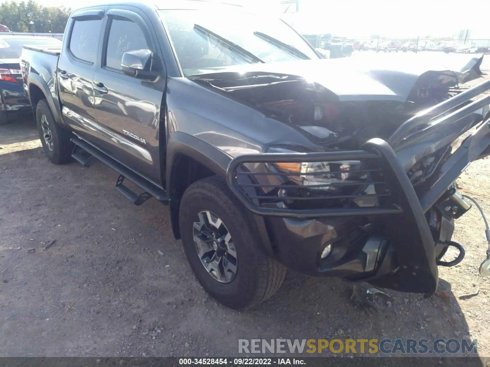 1 Photograph of a damaged car 3TMCZ5AN4LM369259 TOYOTA TACOMA 4WD 2020