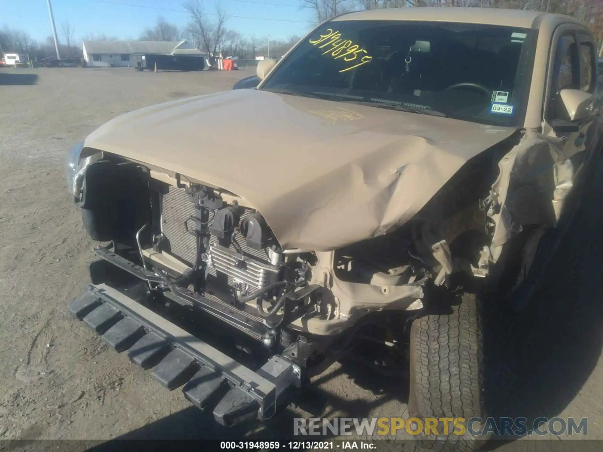 6 Photograph of a damaged car 3TMCZ5AN6LM328678 TOYOTA TACOMA 4WD 2020