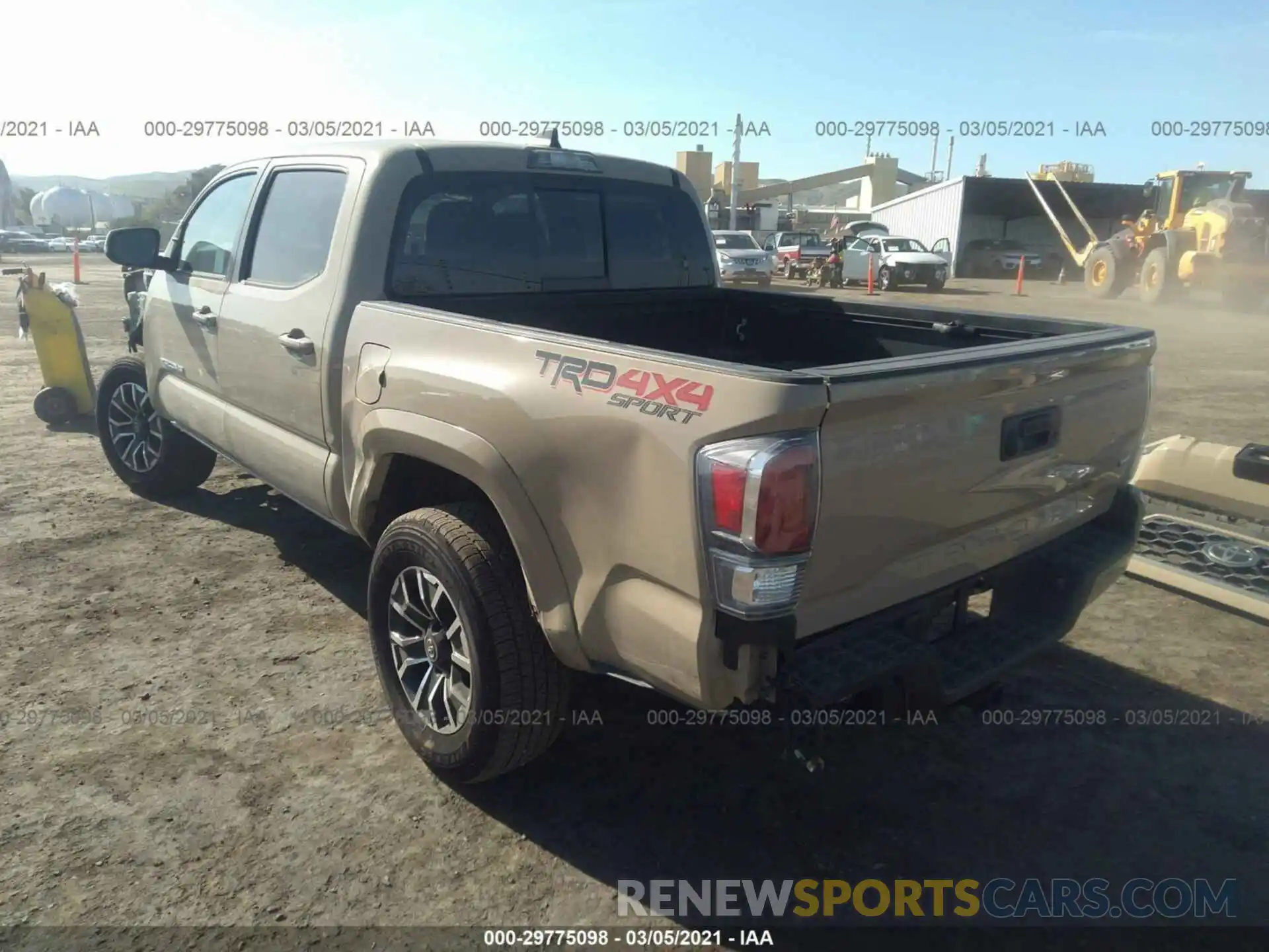 3 Photograph of a damaged car 3TMCZ5AN6LM341267 TOYOTA TACOMA 4WD 2020