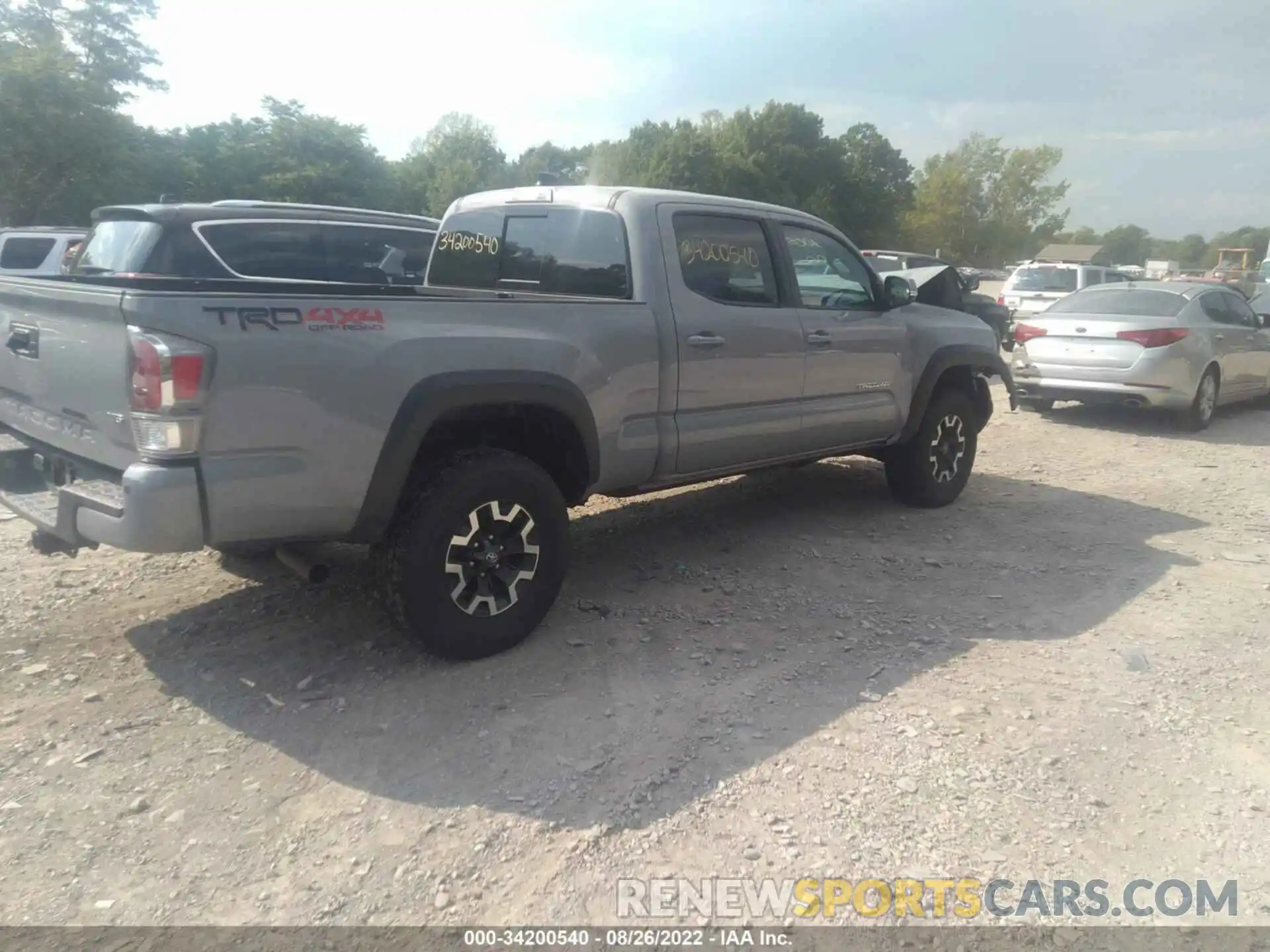 4 Photograph of a damaged car 3TMDZ5BN2LM094476 TOYOTA TACOMA 4WD 2020