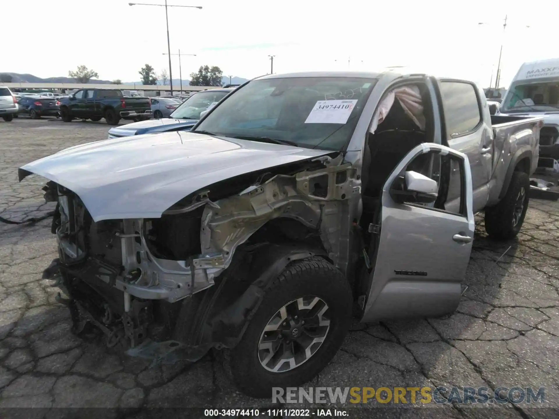 2 Photograph of a damaged car 3TMDZ5BN7LM092531 TOYOTA TACOMA 4WD 2020