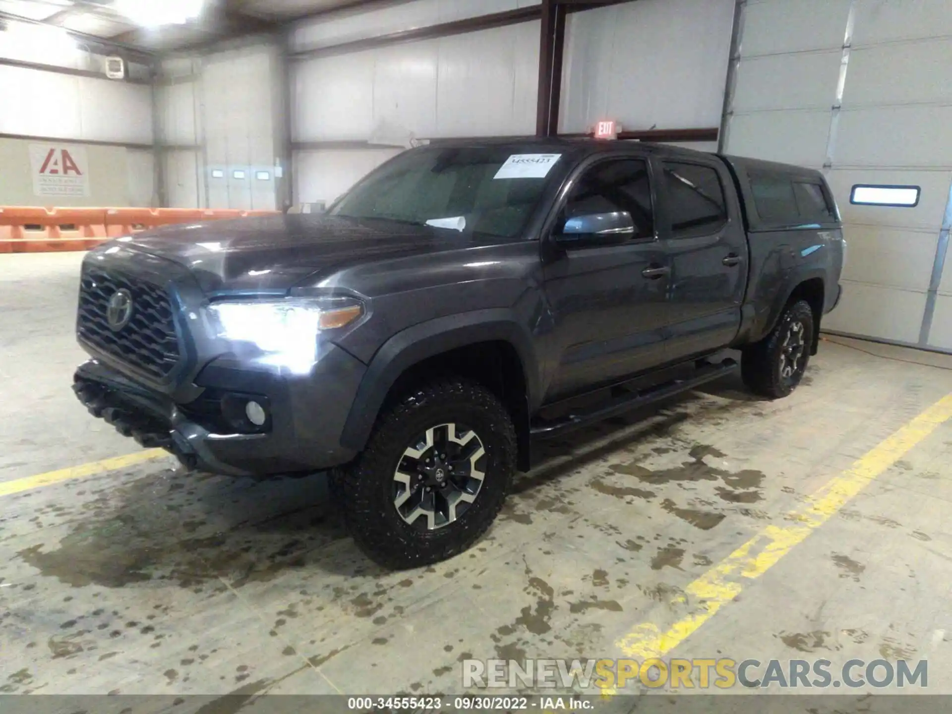 2 Photograph of a damaged car 3TMDZ5BN8LM092392 TOYOTA TACOMA 4WD 2020