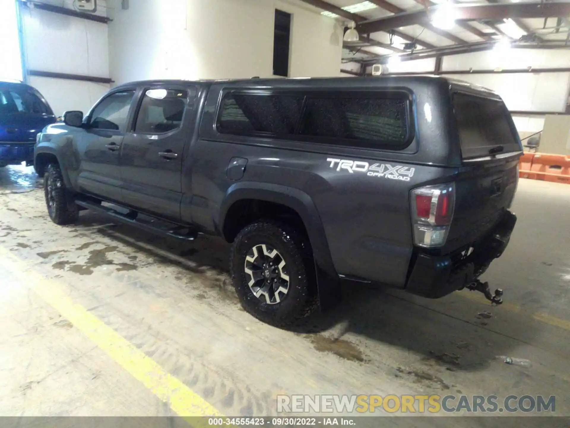 3 Photograph of a damaged car 3TMDZ5BN8LM092392 TOYOTA TACOMA 4WD 2020