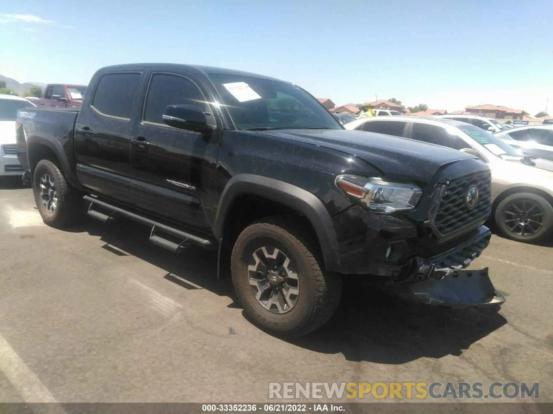 1 Photograph of a damaged car 5TFCZ5AN4LX239525 TOYOTA TACOMA 4WD 2020