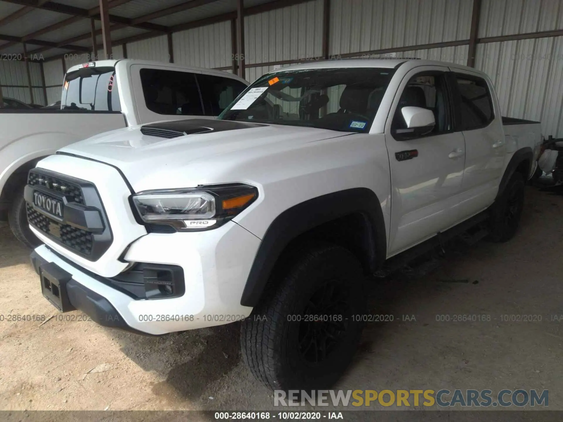 2 Photograph of a damaged car 5TFCZ5AN9LX229170 TOYOTA TACOMA 4WD 2020