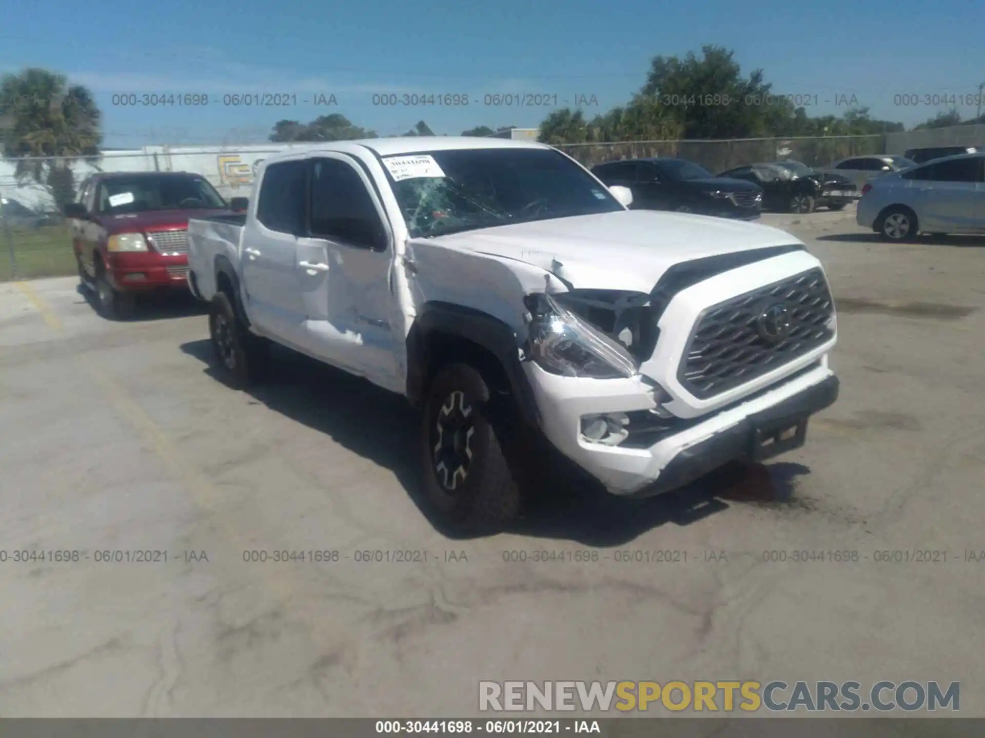 1 Photograph of a damaged car 5TFCZ5AN9LX230688 TOYOTA TACOMA 4WD 2020