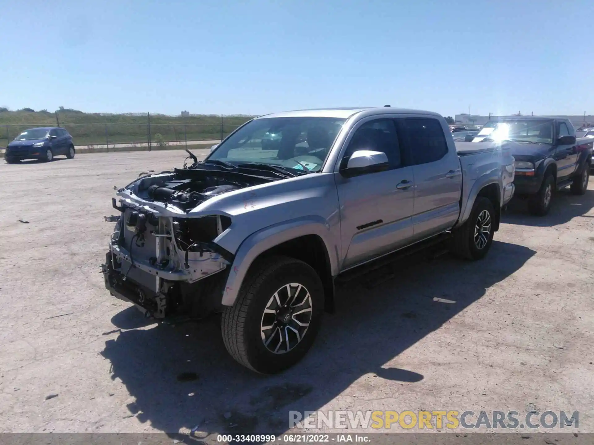 2 Photograph of a damaged car 3TMCZ5AN4MM371188 TOYOTA TACOMA 4WD 2021