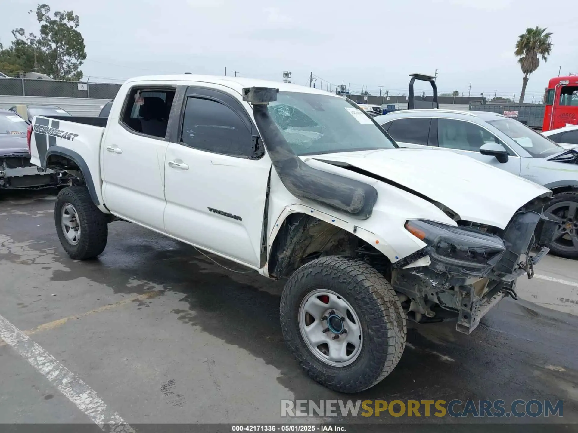 1 Photograph of a damaged car 3TMCZ5AN6MM417278 TOYOTA TACOMA 4WD 2021