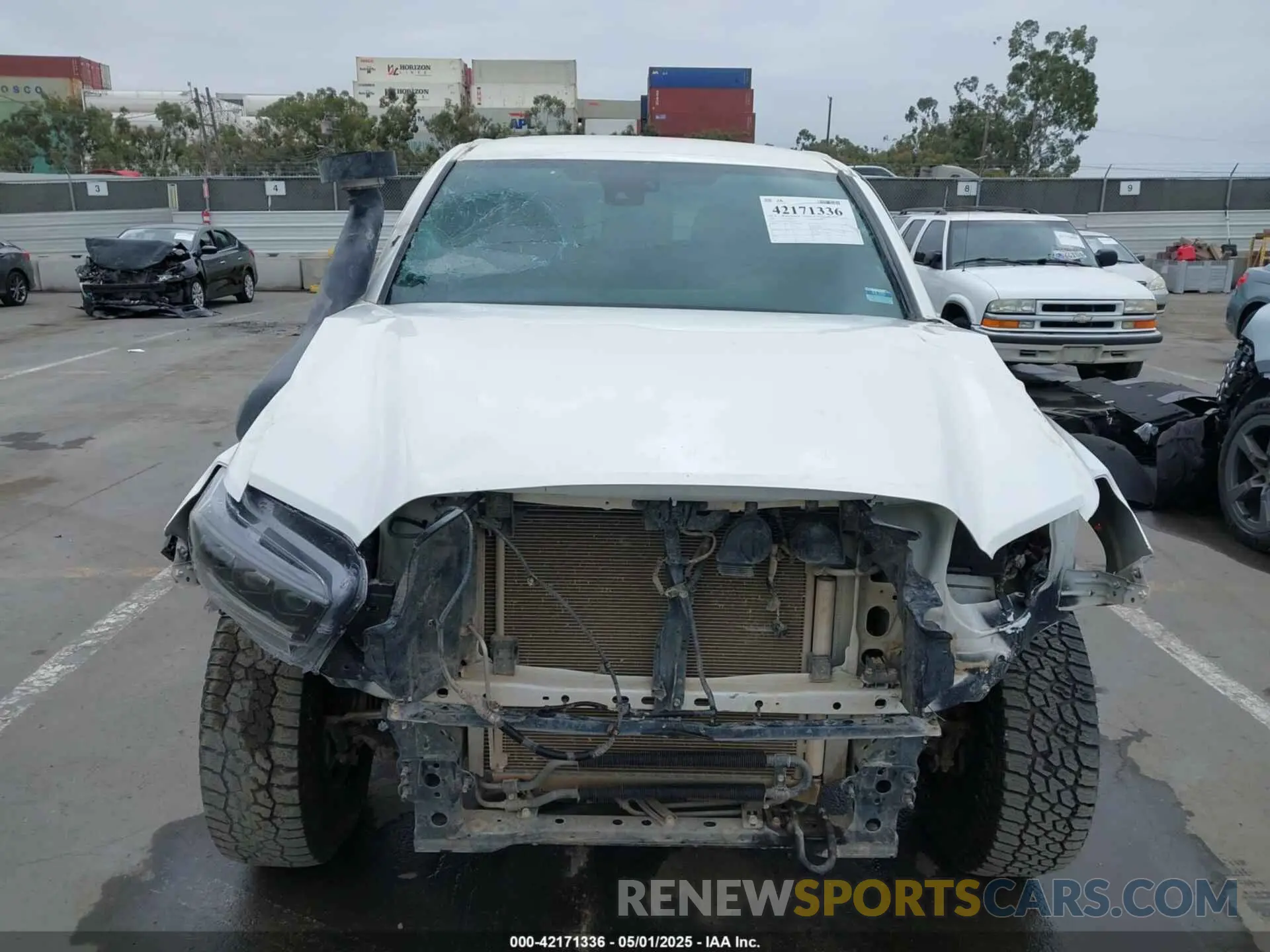 13 Photograph of a damaged car 3TMCZ5AN6MM417278 TOYOTA TACOMA 4WD 2021