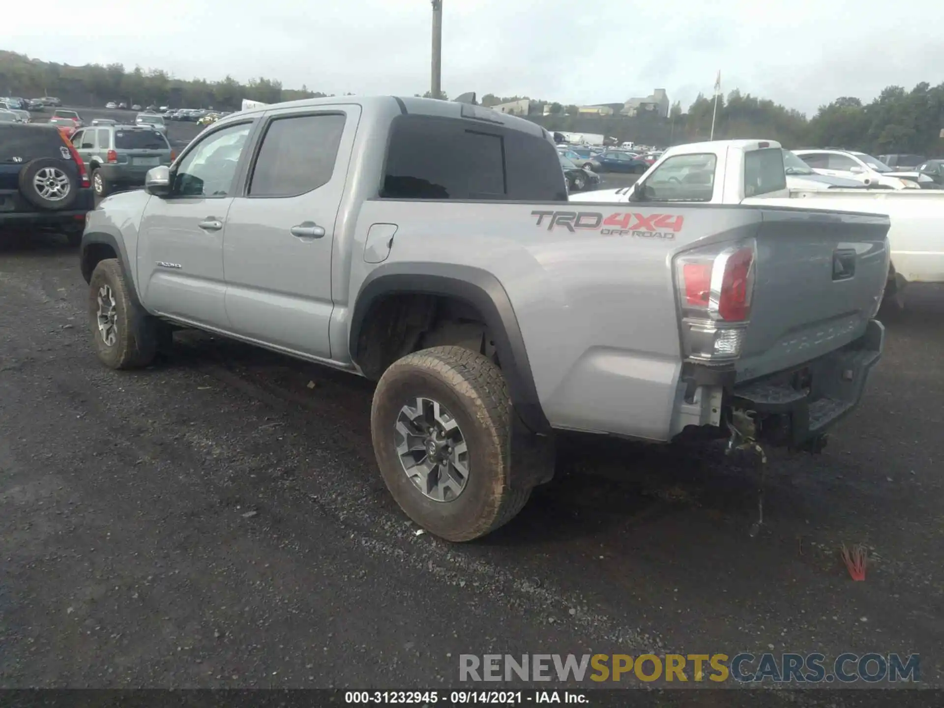 3 Photograph of a damaged car 3TMCZ5AN8MM382663 TOYOTA TACOMA 4WD 2021