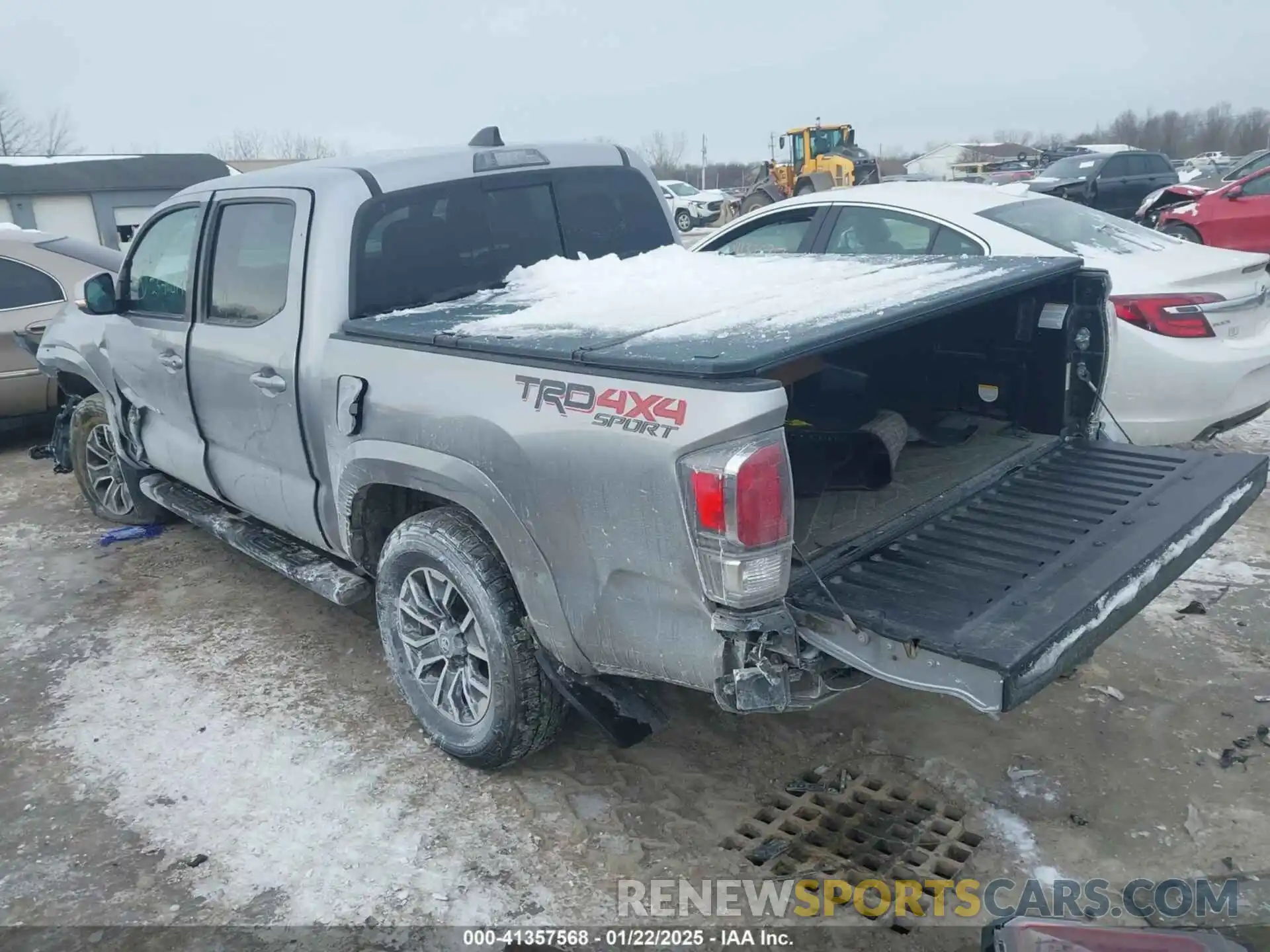 3 Photograph of a damaged car 3TMCZ5AN8MM423986 TOYOTA TACOMA 4WD 2021