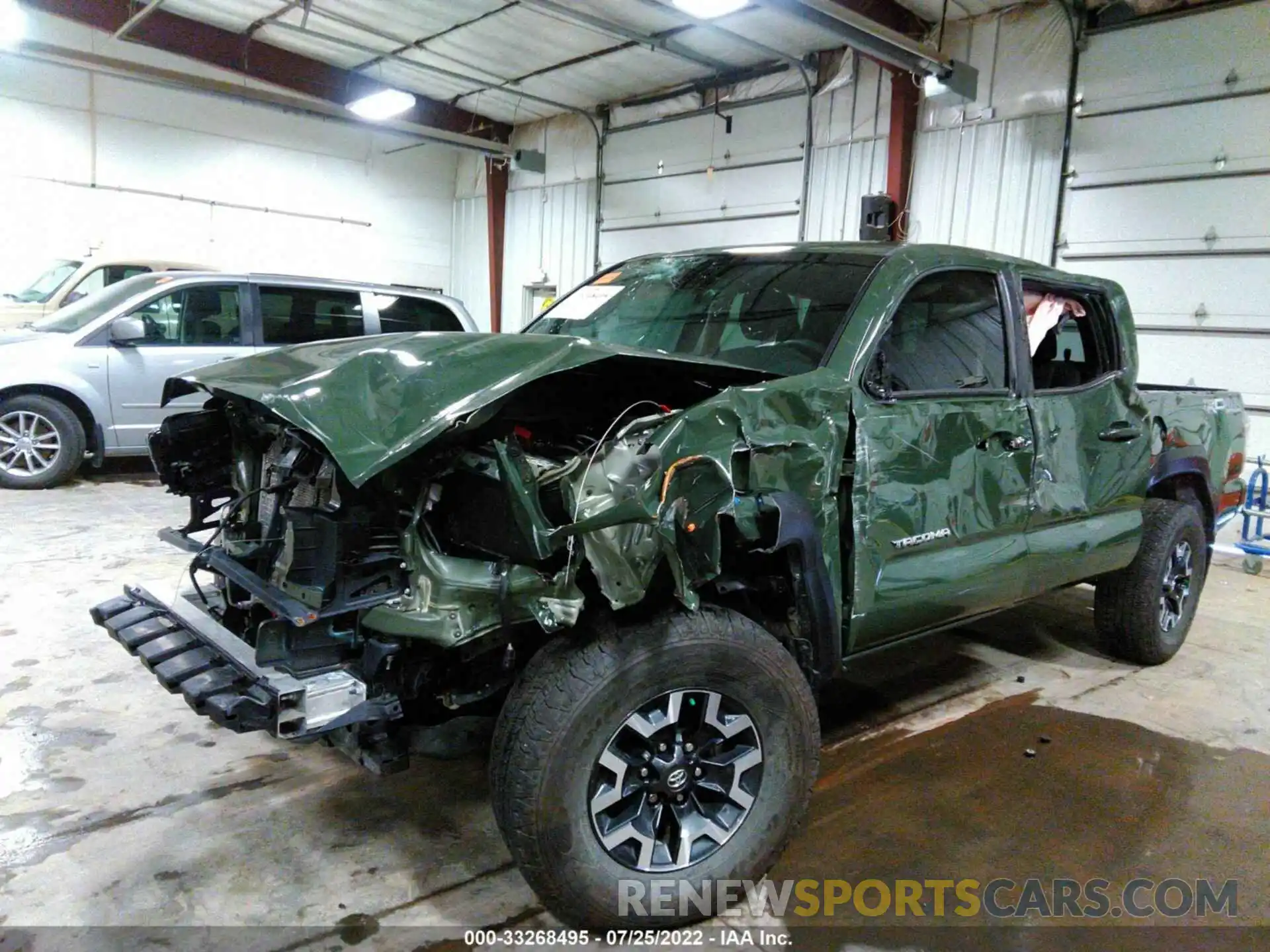 6 Photograph of a damaged car 3TYCZ5AN0MT051239 TOYOTA TACOMA 4WD 2021