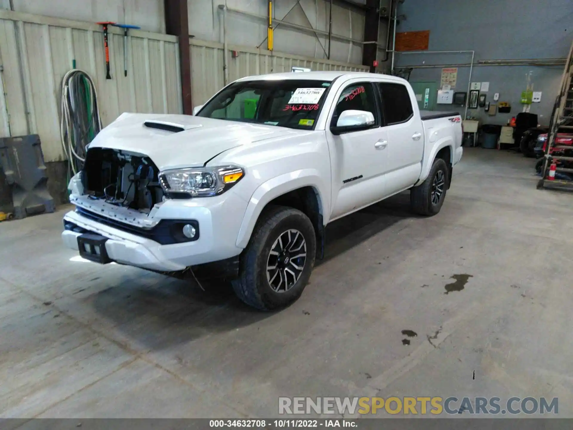 2 Photograph of a damaged car 3TYCZ5AN9MT024220 TOYOTA TACOMA 4WD 2021