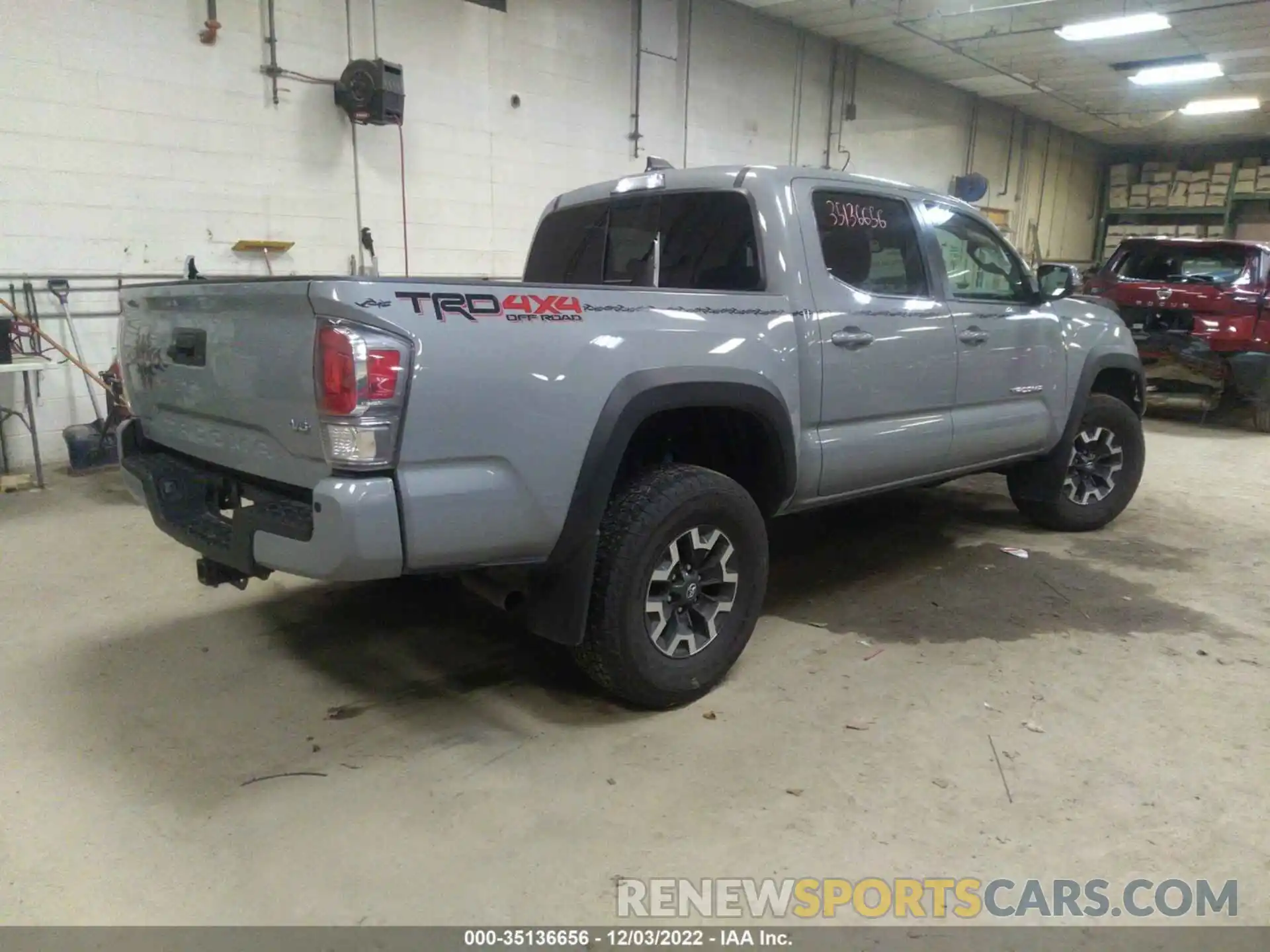 4 Photograph of a damaged car 3TYCZ5AN9MT037288 TOYOTA TACOMA 4WD 2021