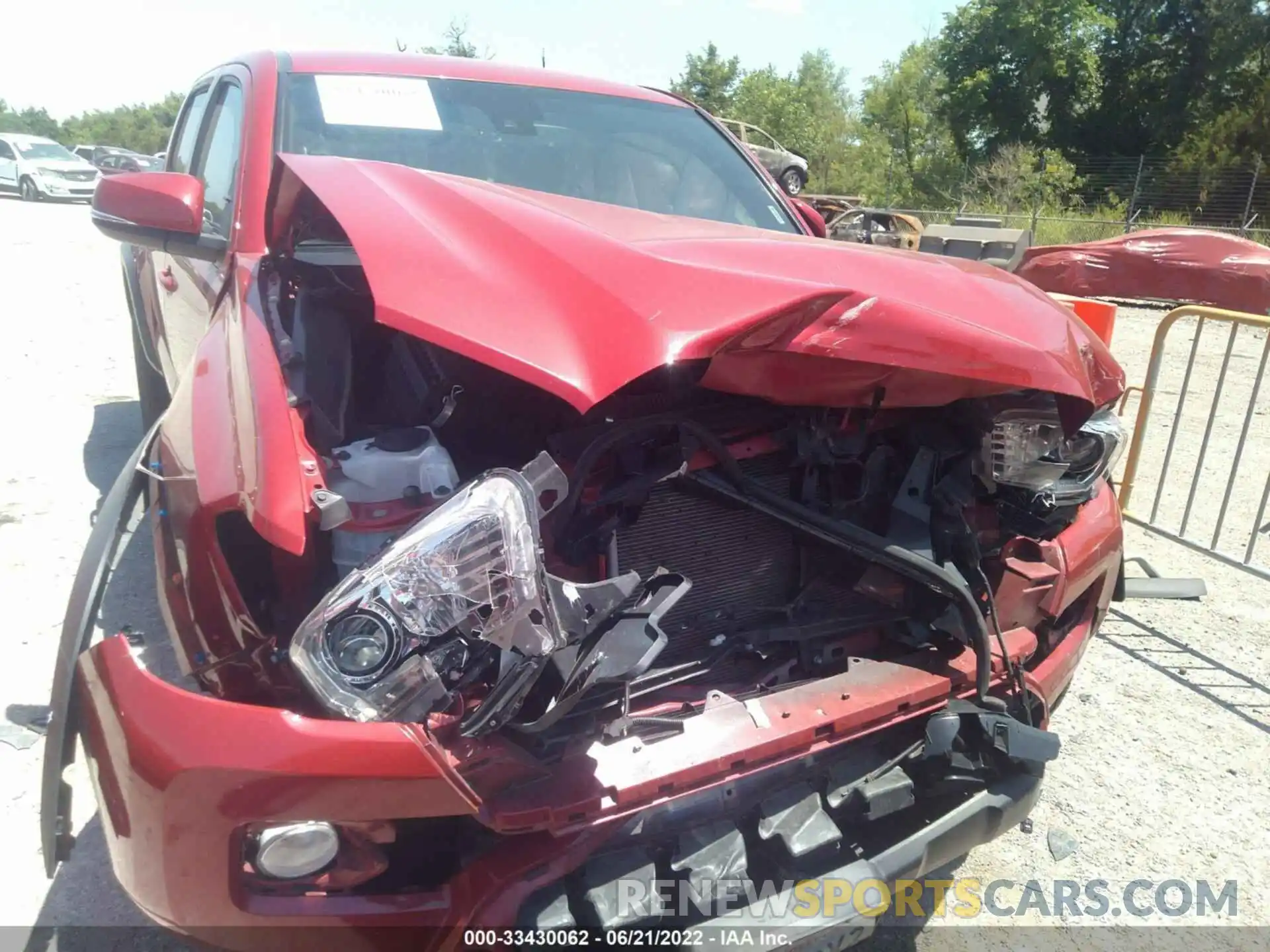 6 Photograph of a damaged car 5TFCZ5AN0MX262916 TOYOTA TACOMA 4WD 2021