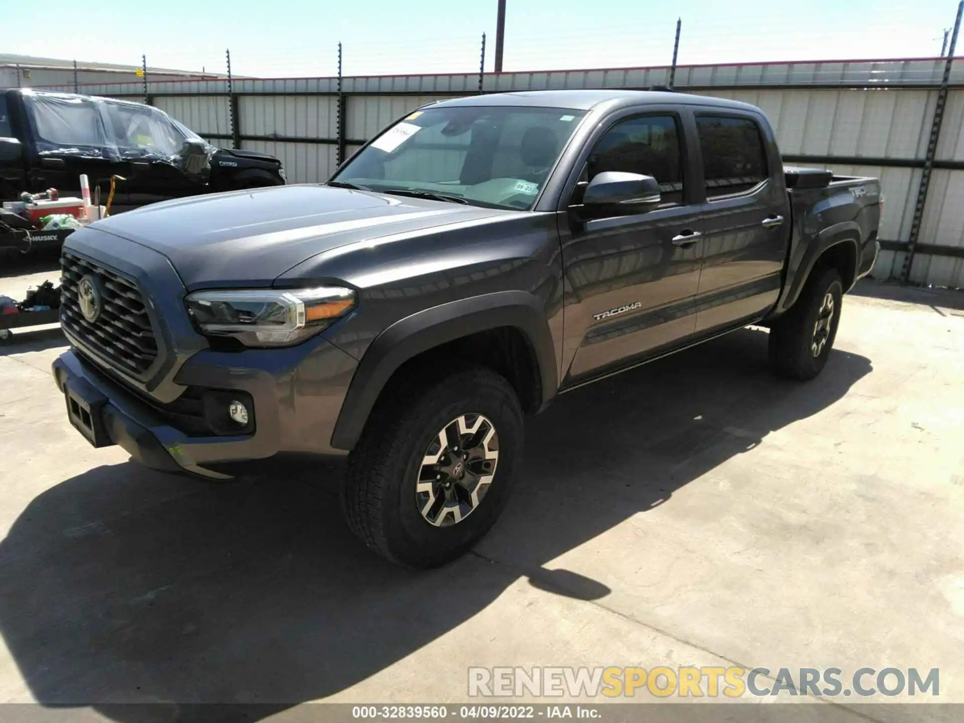 2 Photograph of a damaged car 5TFCZ5AN1MX271964 TOYOTA TACOMA 4WD 2021