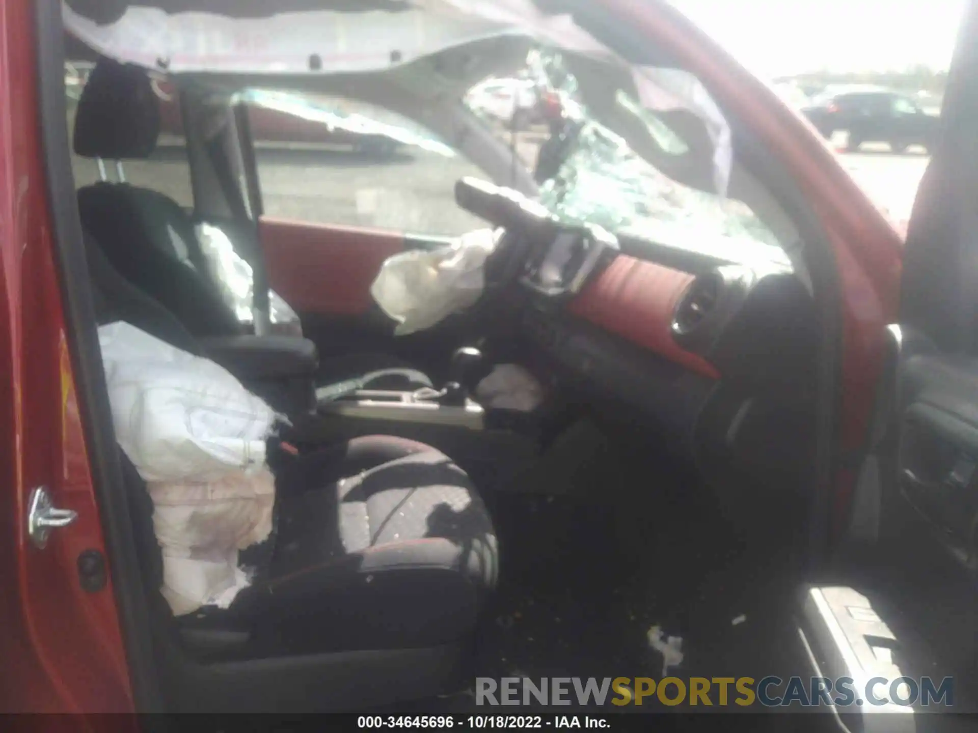 5 Photograph of a damaged car 5TFCZ5AN2MX276008 TOYOTA TACOMA 4WD 2021