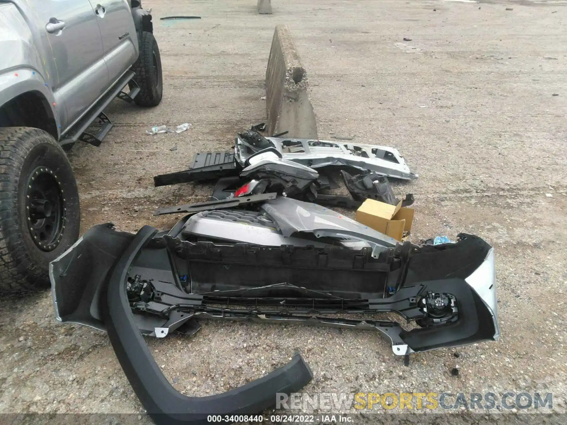 12 Photograph of a damaged car 5TFCZ5AN2MX277501 TOYOTA TACOMA 4WD 2021