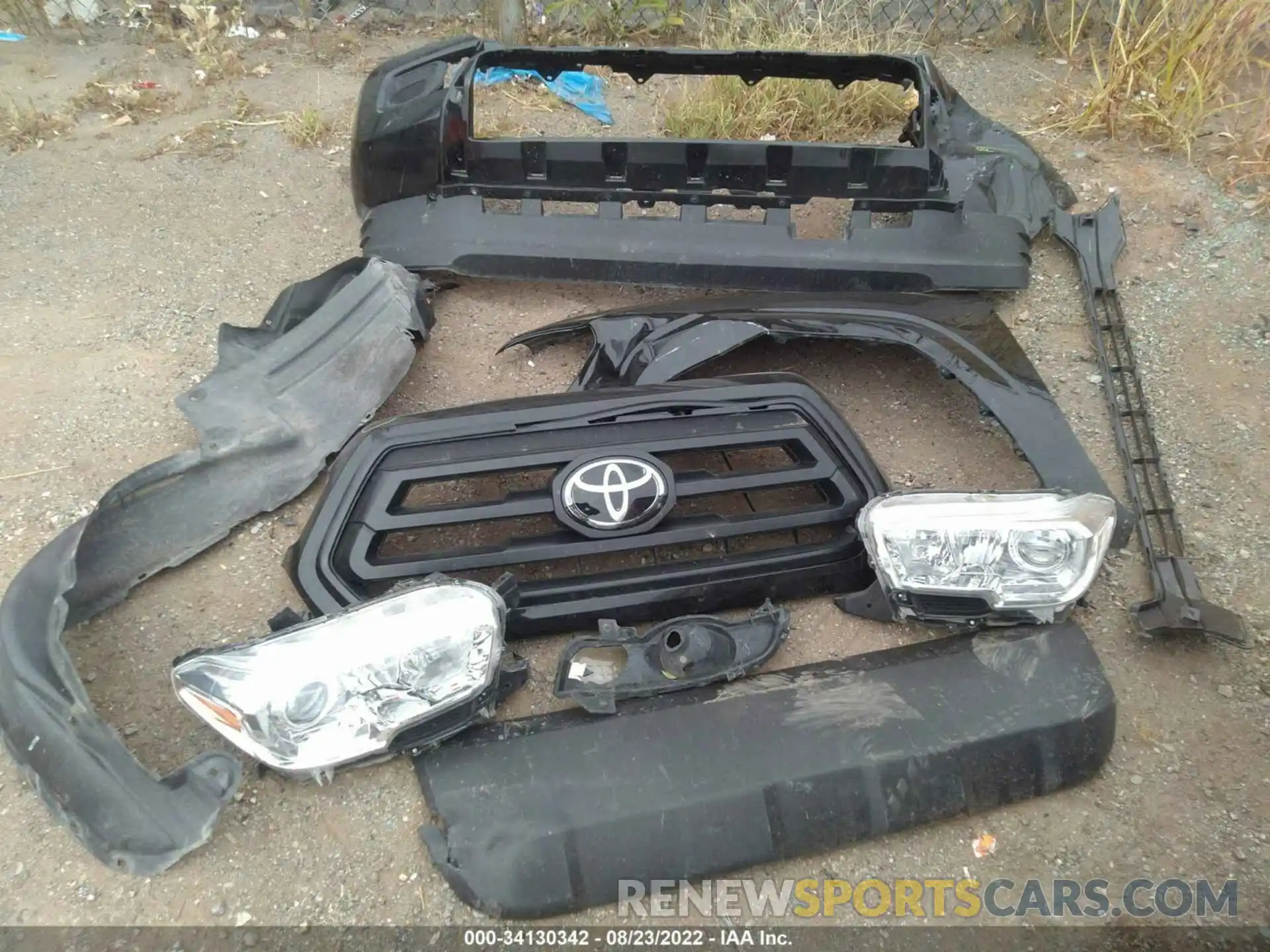 12 Photograph of a damaged car 5TFCZ5AN2MX282830 TOYOTA TACOMA 4WD 2021