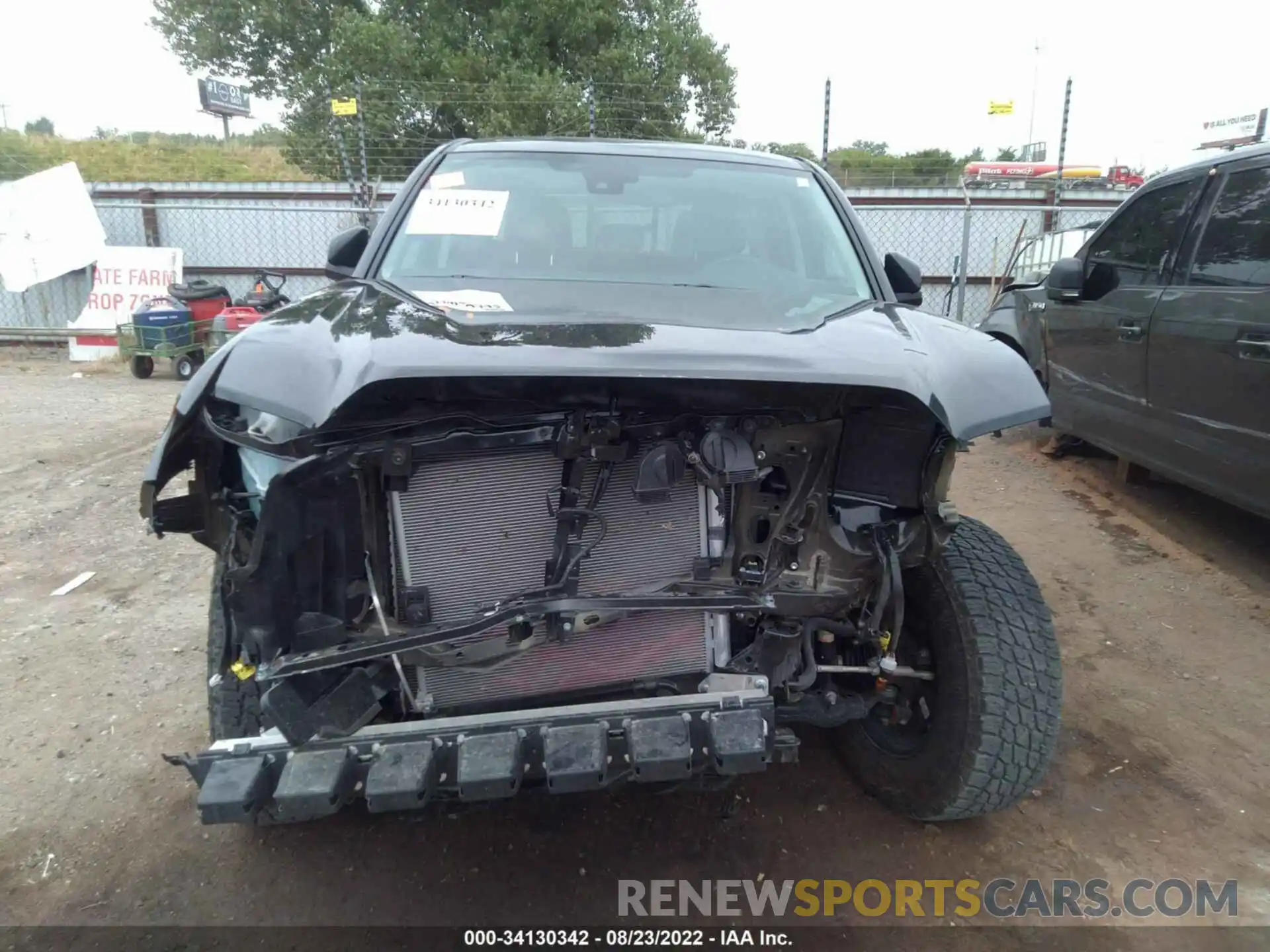 6 Photograph of a damaged car 5TFCZ5AN2MX282830 TOYOTA TACOMA 4WD 2021