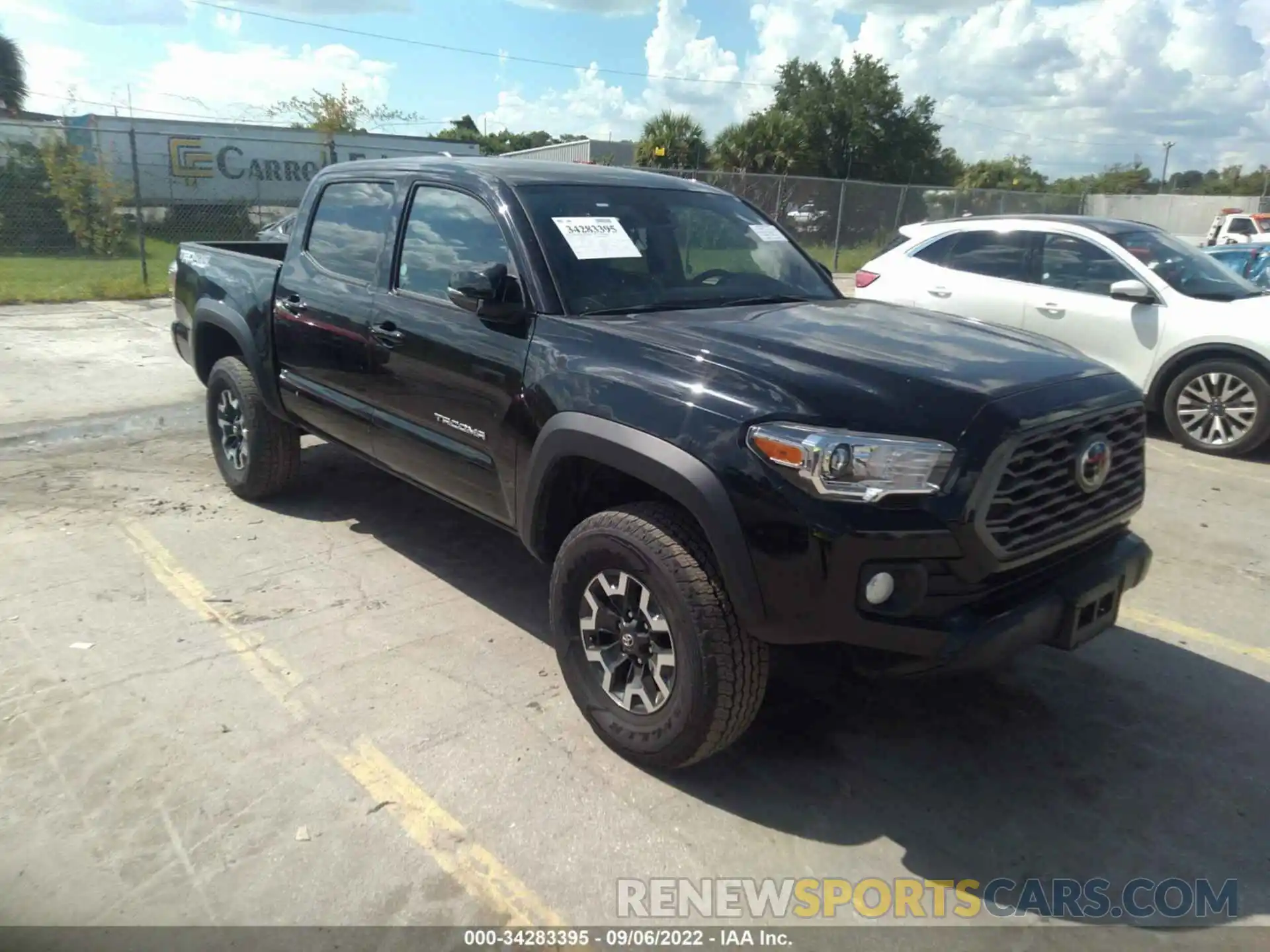 1 Photograph of a damaged car 5TFCZ5AN6MX267005 TOYOTA TACOMA 4WD 2021