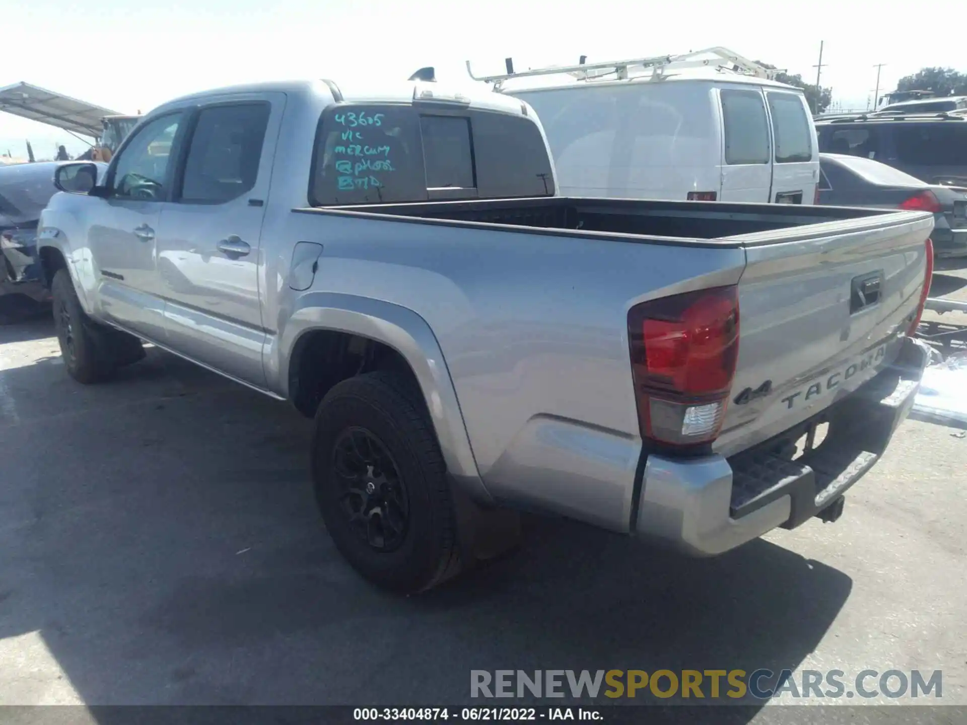 3 Photograph of a damaged car 5TFCZ5AN7MX281981 TOYOTA TACOMA 4WD 2021