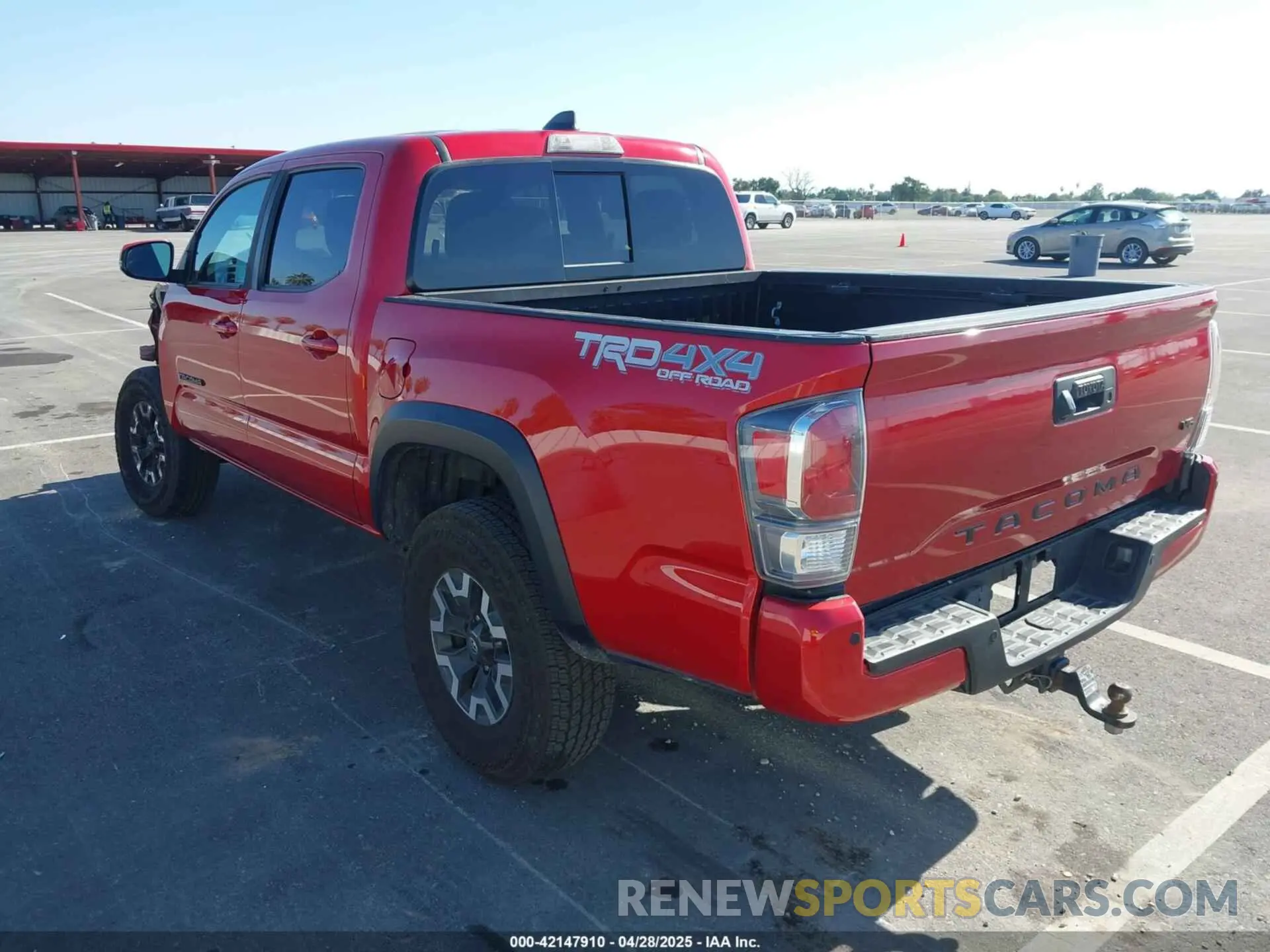 3 Photograph of a damaged car 5TFCZ5AN8MX247421 TOYOTA TACOMA 4WD 2021