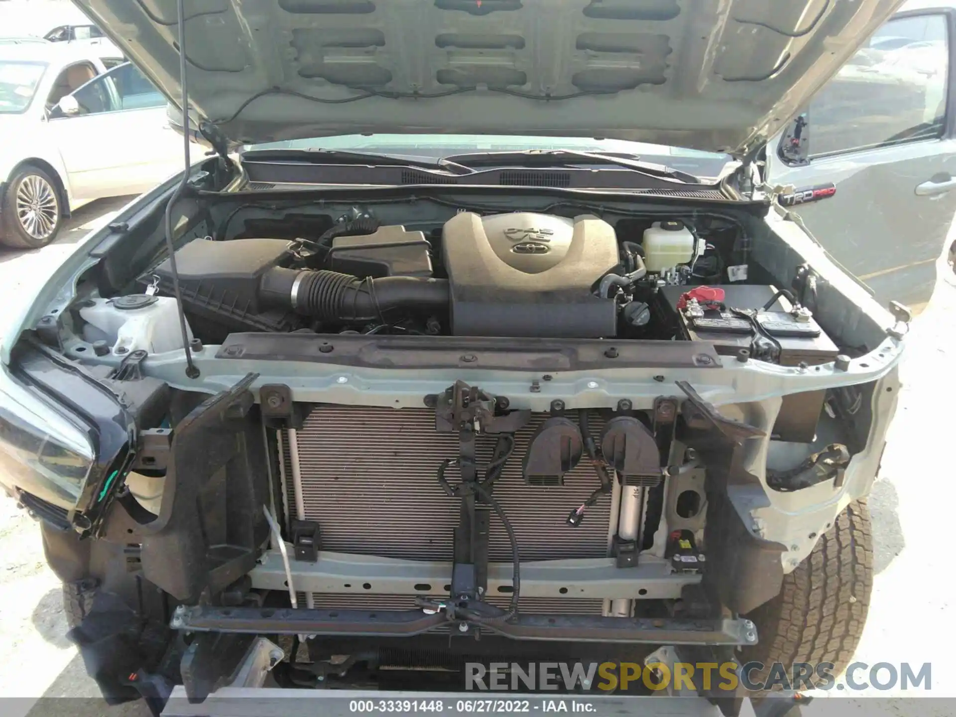 10 Photograph of a damaged car 5TFCZ5AN8MX272464 TOYOTA TACOMA 4WD 2021