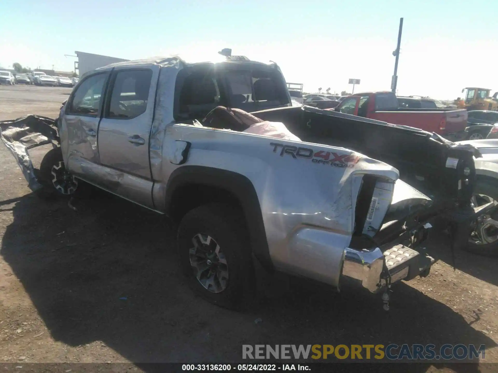 3 Photograph of a damaged car 3TMCZ5AN0NM498876 TOYOTA TACOMA 4WD 2022