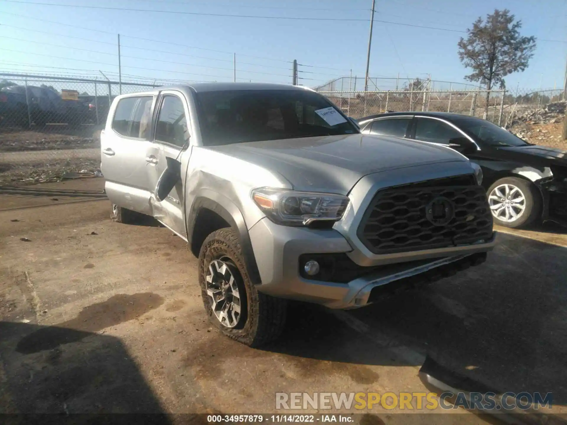 1 Photograph of a damaged car 3TMCZ5AN3NM503973 TOYOTA TACOMA 4WD 2022