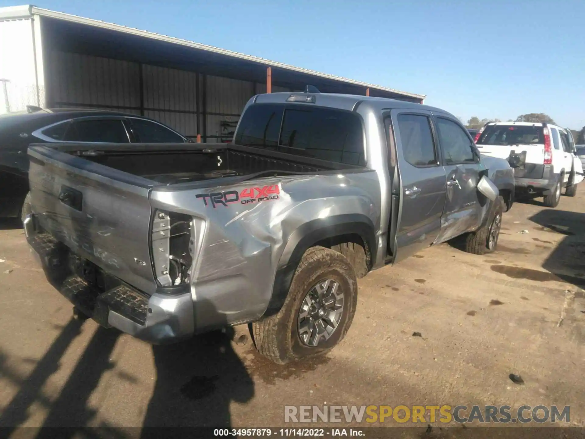 6 Photograph of a damaged car 3TMCZ5AN3NM503973 TOYOTA TACOMA 4WD 2022