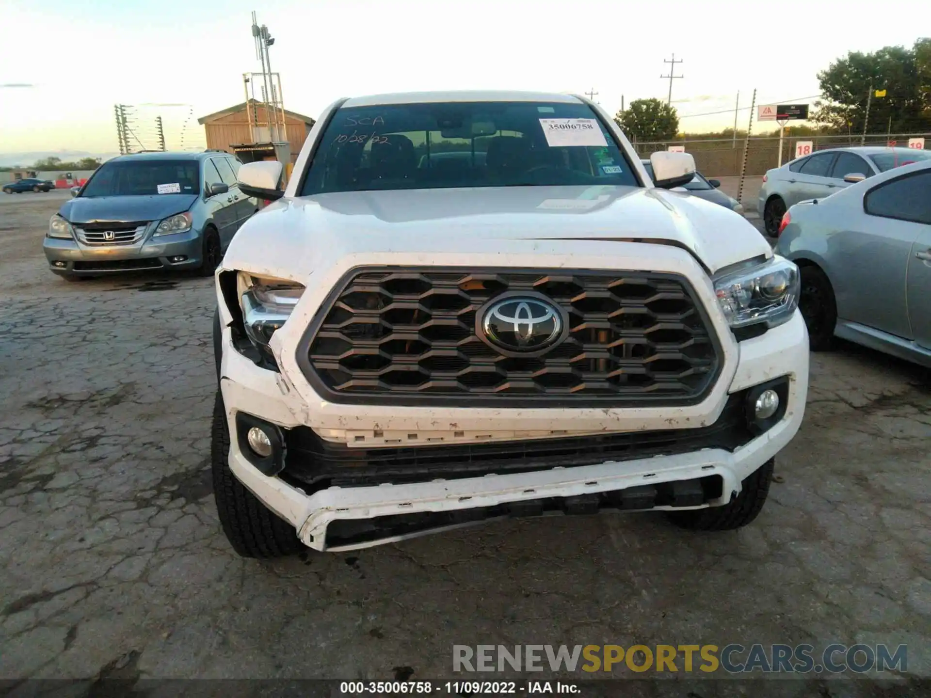 6 Photograph of a damaged car 3TMCZ5AN4NM478663 TOYOTA TACOMA 4WD 2022