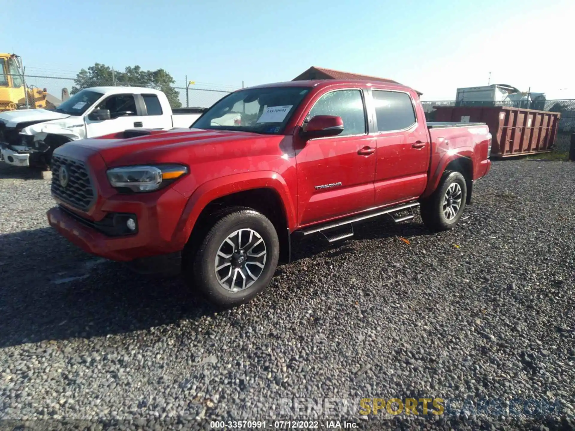 2 Photograph of a damaged car 3TMCZ5AN6NM465347 TOYOTA TACOMA 4WD 2022