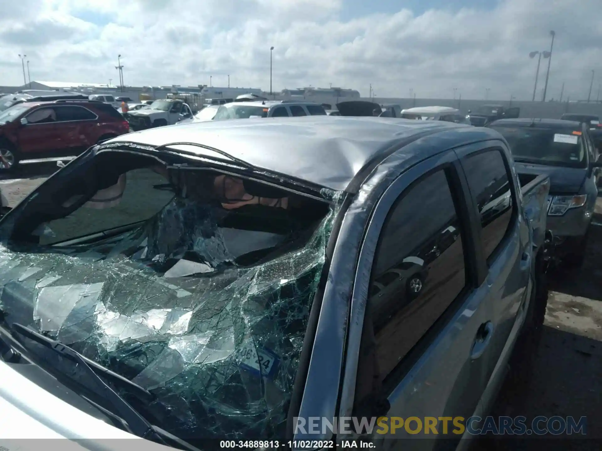 6 Photograph of a damaged car 3TMCZ5AN7NM505922 TOYOTA TACOMA 4WD 2022