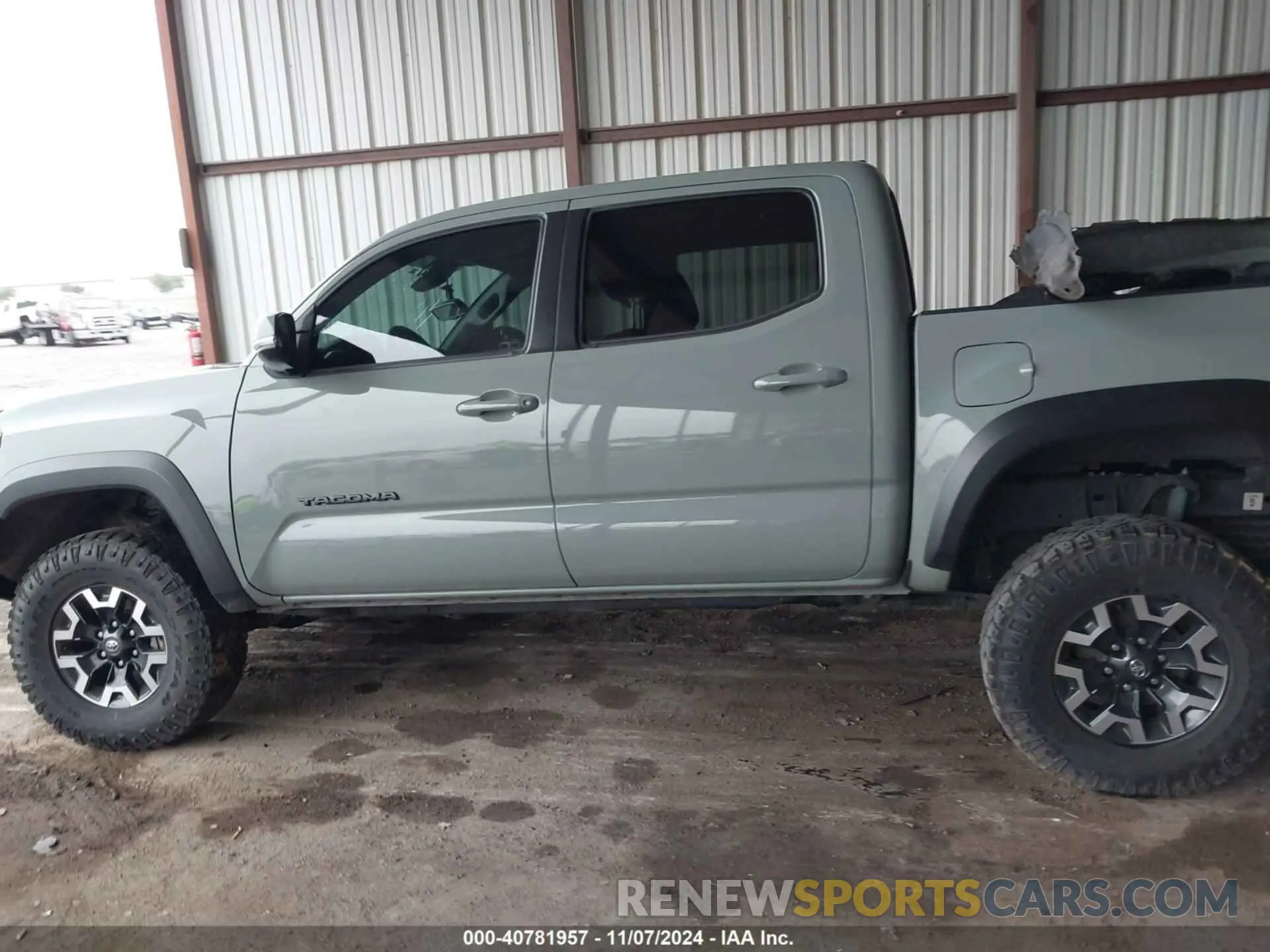 14 Photograph of a damaged car 3TMCZ5AN9NM503010 TOYOTA TACOMA 4WD 2022