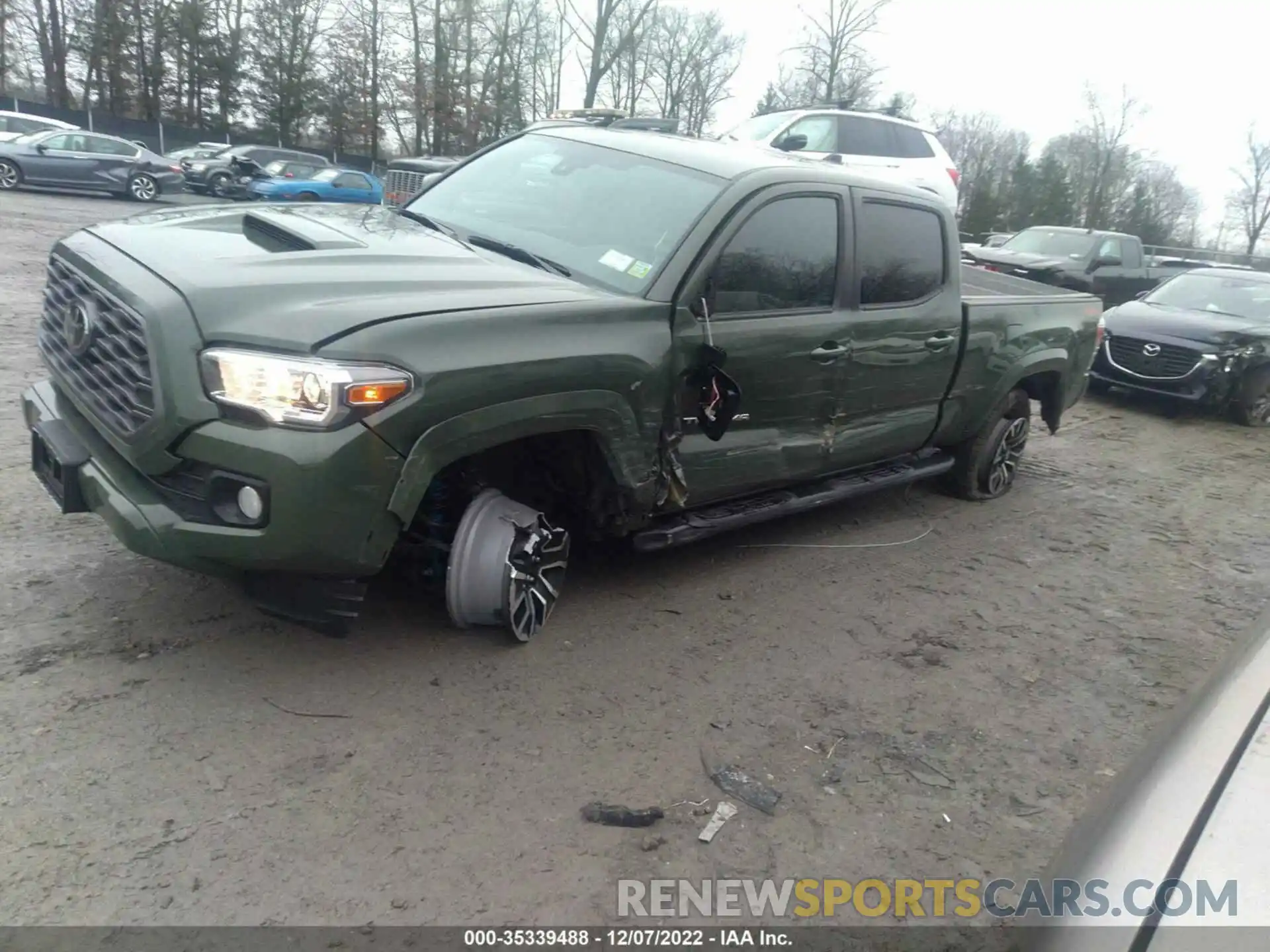 2 Photograph of a damaged car 3TMDZ5BN0NM129793 TOYOTA TACOMA 4WD 2022