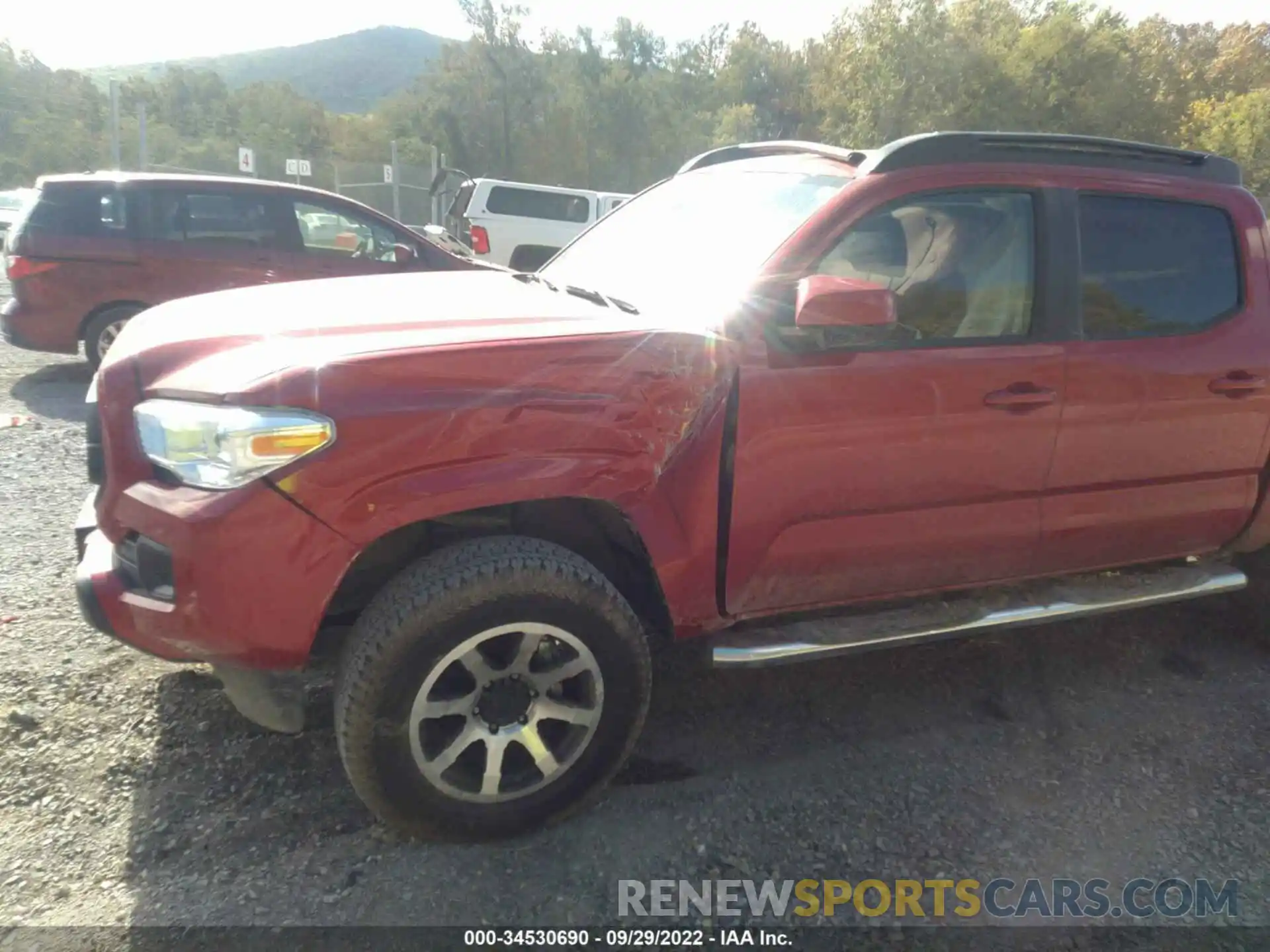 6 Photograph of a damaged car 3TYCZ5AN5NT058916 TOYOTA TACOMA 4WD 2022