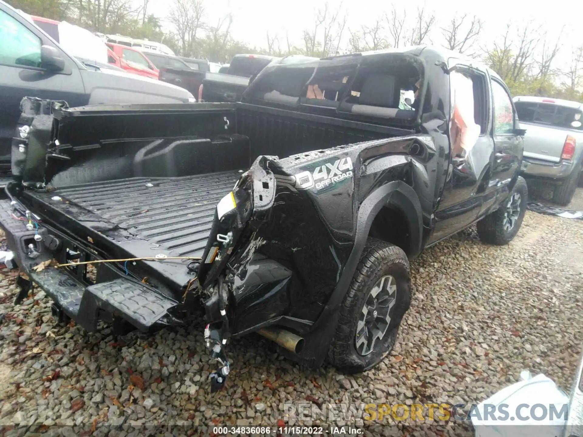 4 Photograph of a damaged car 3TYCZ5AN8NT080263 TOYOTA TACOMA 4WD 2022