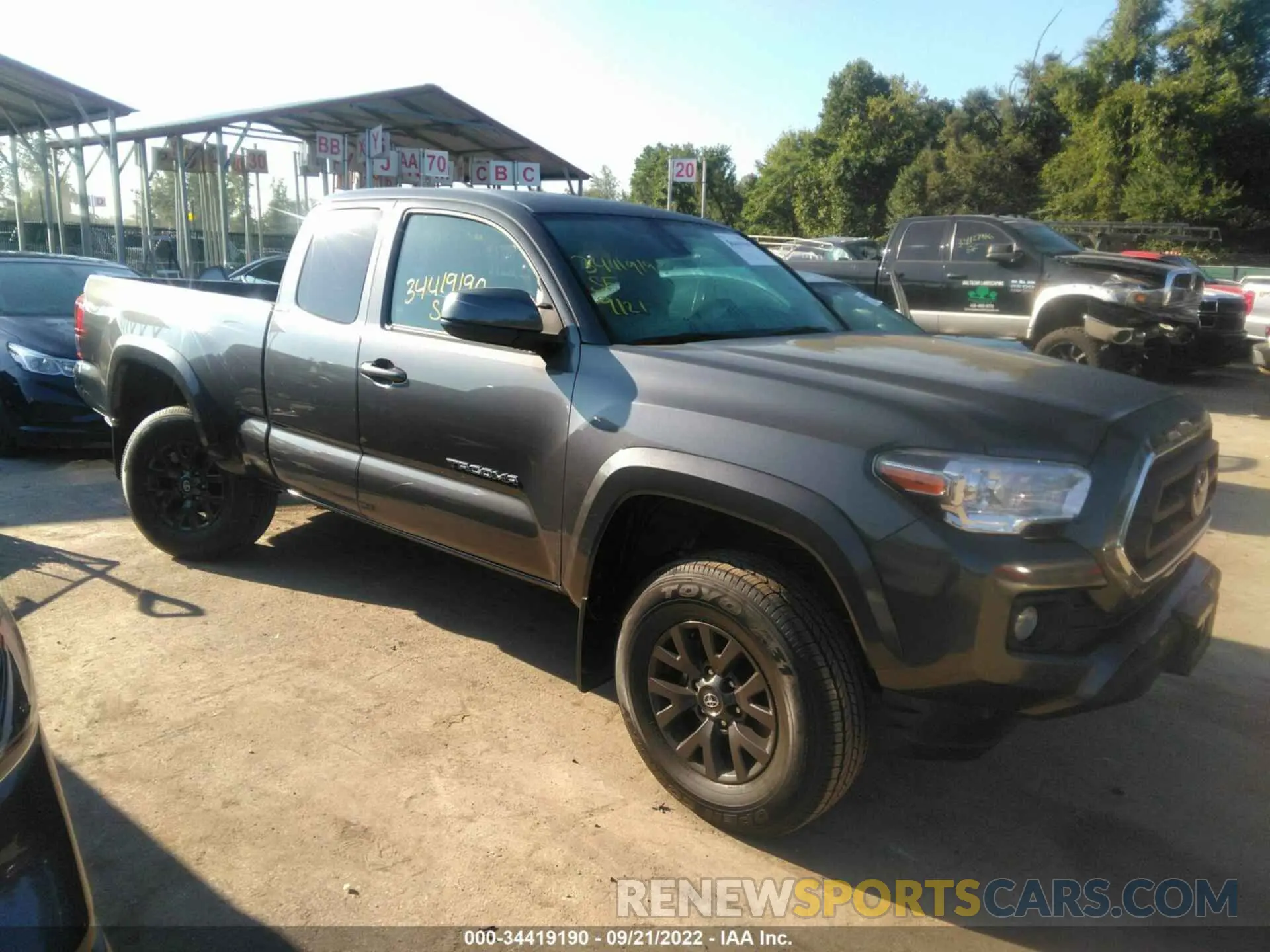 1 Photograph of a damaged car 3TYSX5EN3NT016594 TOYOTA TACOMA 4WD 2022