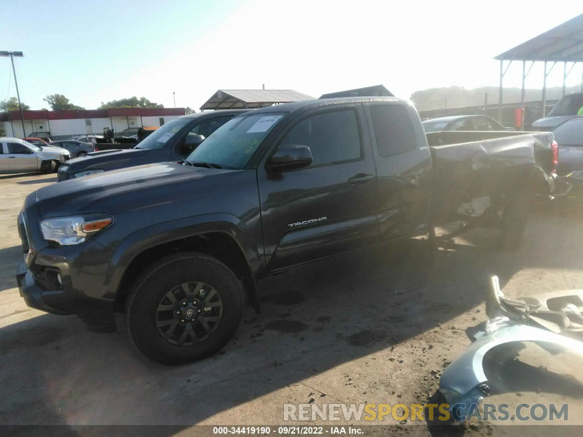 2 Photograph of a damaged car 3TYSX5EN3NT016594 TOYOTA TACOMA 4WD 2022