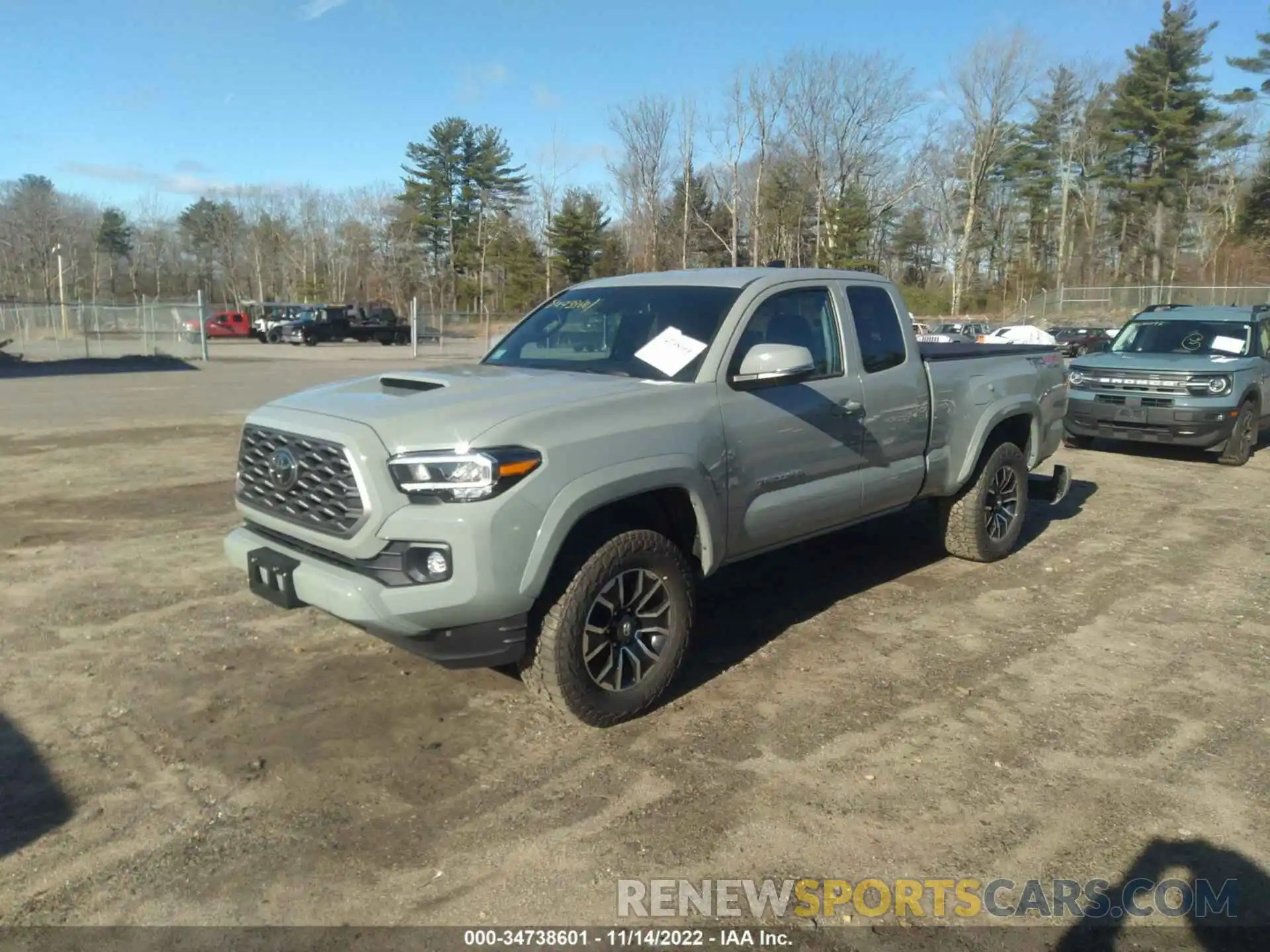 2 Photograph of a damaged car 3TYSZ5AN5NT094651 TOYOTA TACOMA 4WD 2022