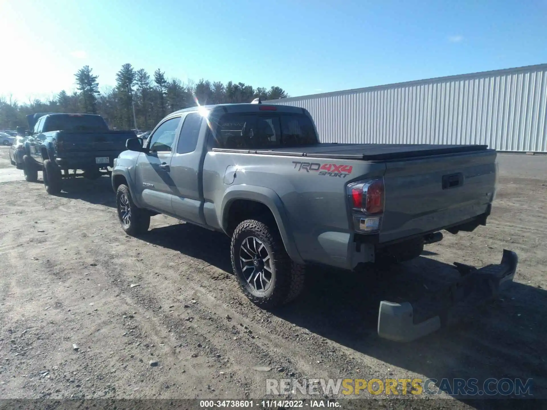 3 Photograph of a damaged car 3TYSZ5AN5NT094651 TOYOTA TACOMA 4WD 2022