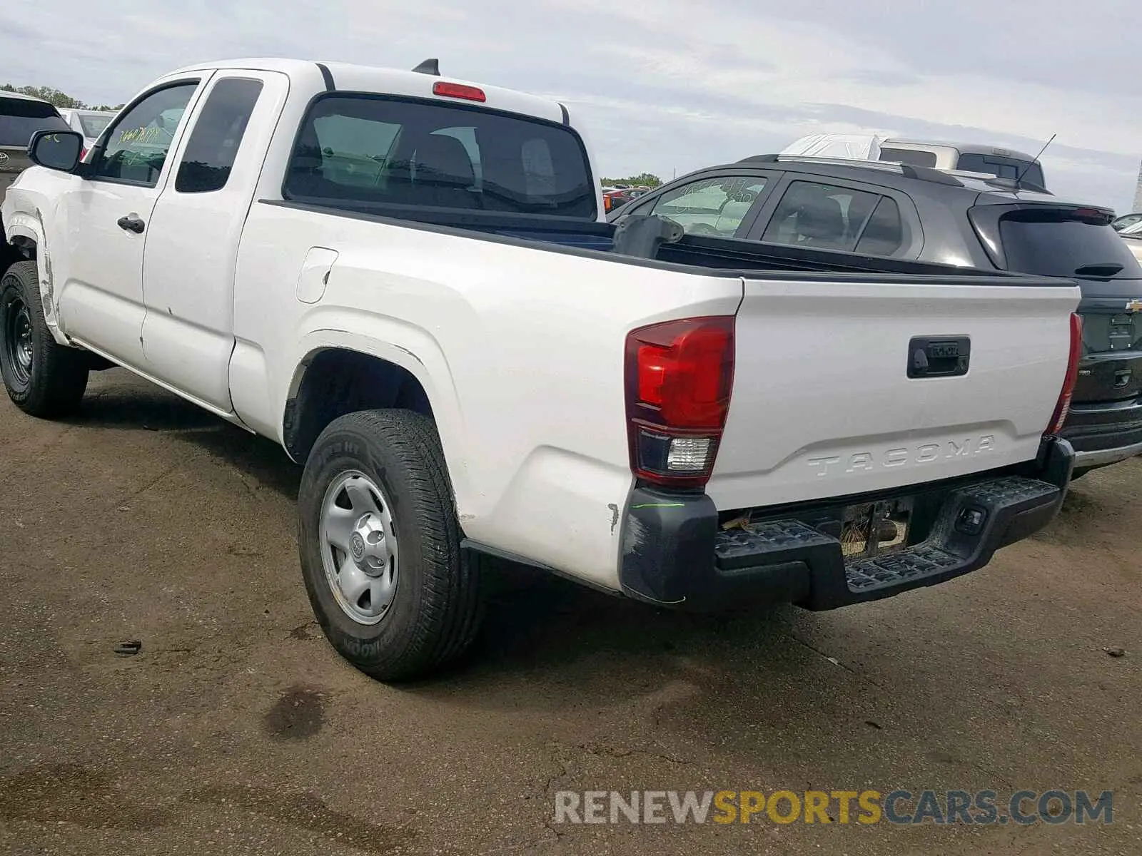 3 Photograph of a damaged car 5TFRX5GN2KX143379 TOYOTA TACOMA ACC 2019