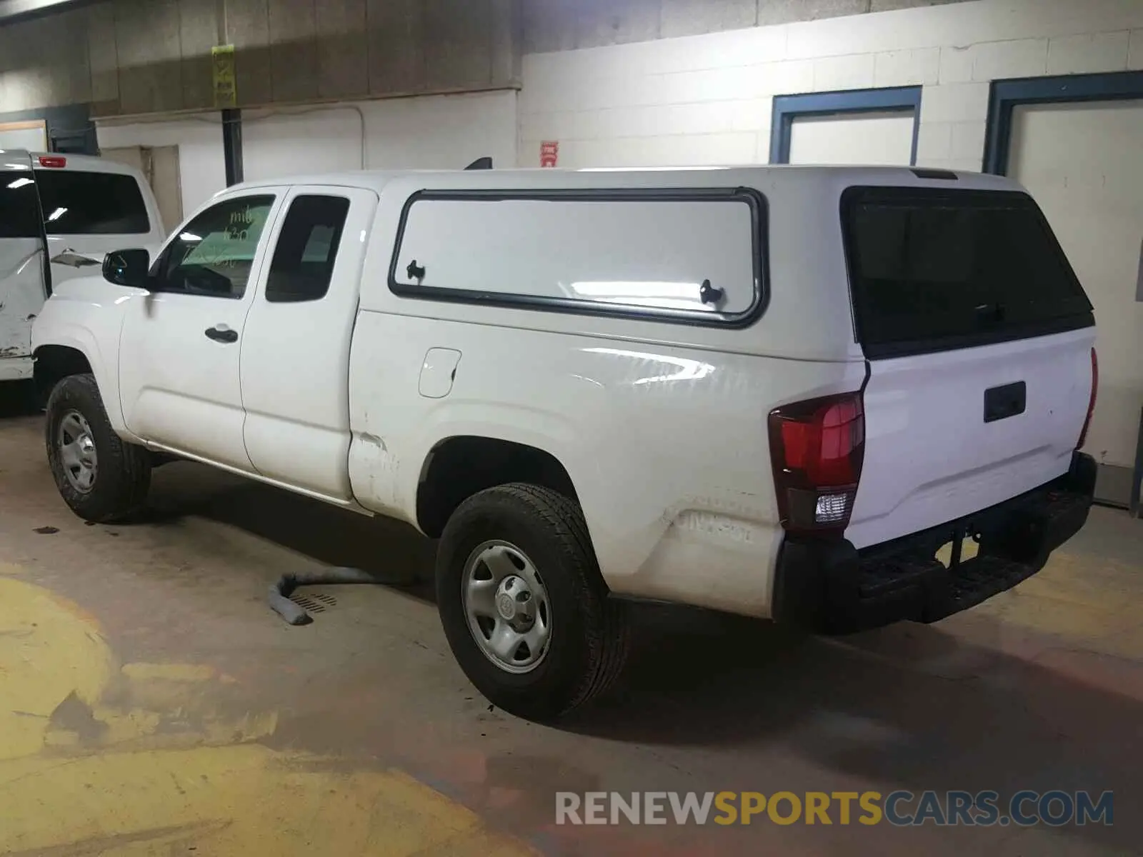 3 Photograph of a damaged car 5TFRX5GN8KX163233 TOYOTA TACOMA ACC 2019