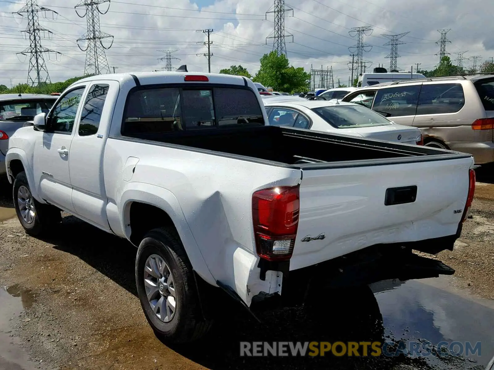 3 Photograph of a damaged car 5TFSZ5AN5KX170712 TOYOTA TACOMA ACC 2019