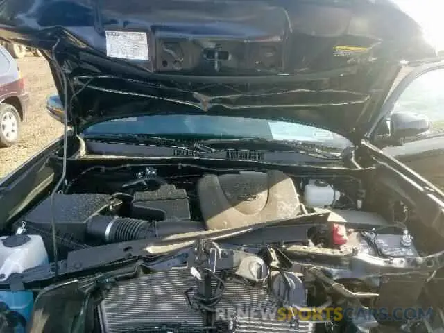 7 Photograph of a damaged car 5TFCZ5AN3KX196567 TOYOTA TACOMA DOU 2019