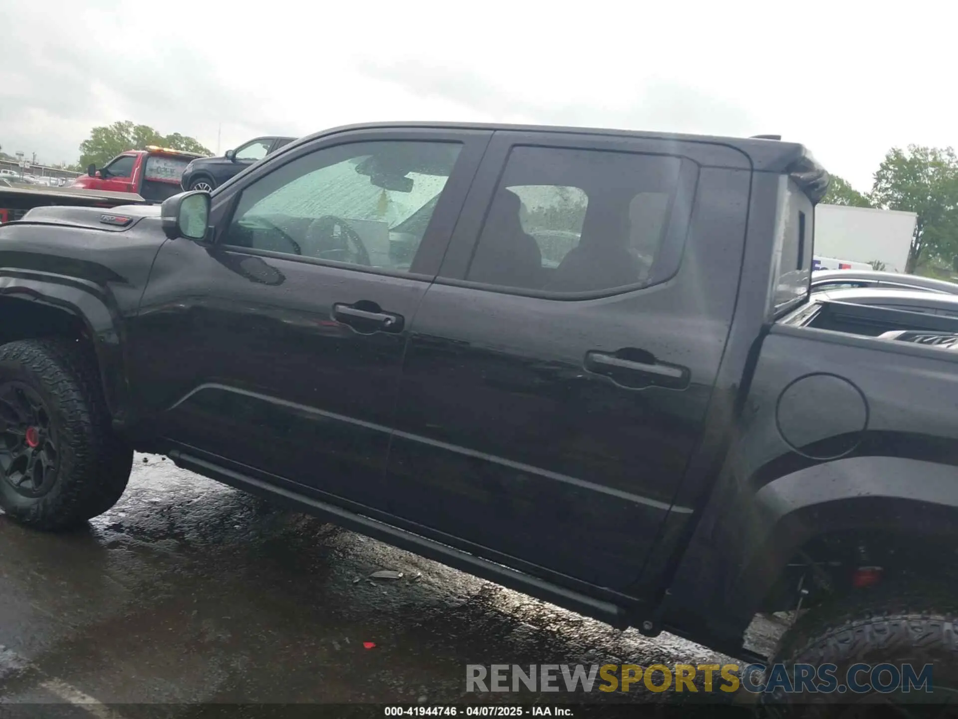 15 Photograph of a damaged car 3TYLC5LN2RT000413 TOYOTA TACOMA HYBRID 2024