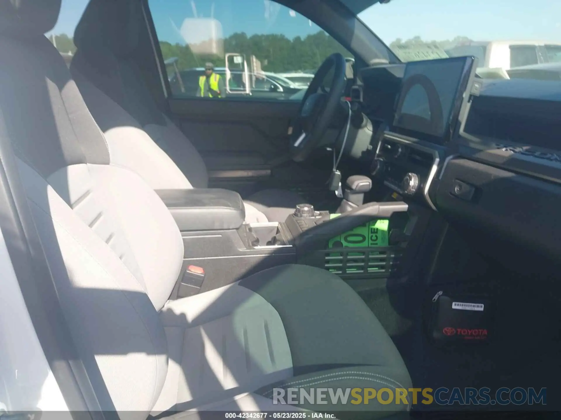 5 Photograph of a damaged car 3TYLC5LN5RT005203 TOYOTA TACOMA HYBRID 2024
