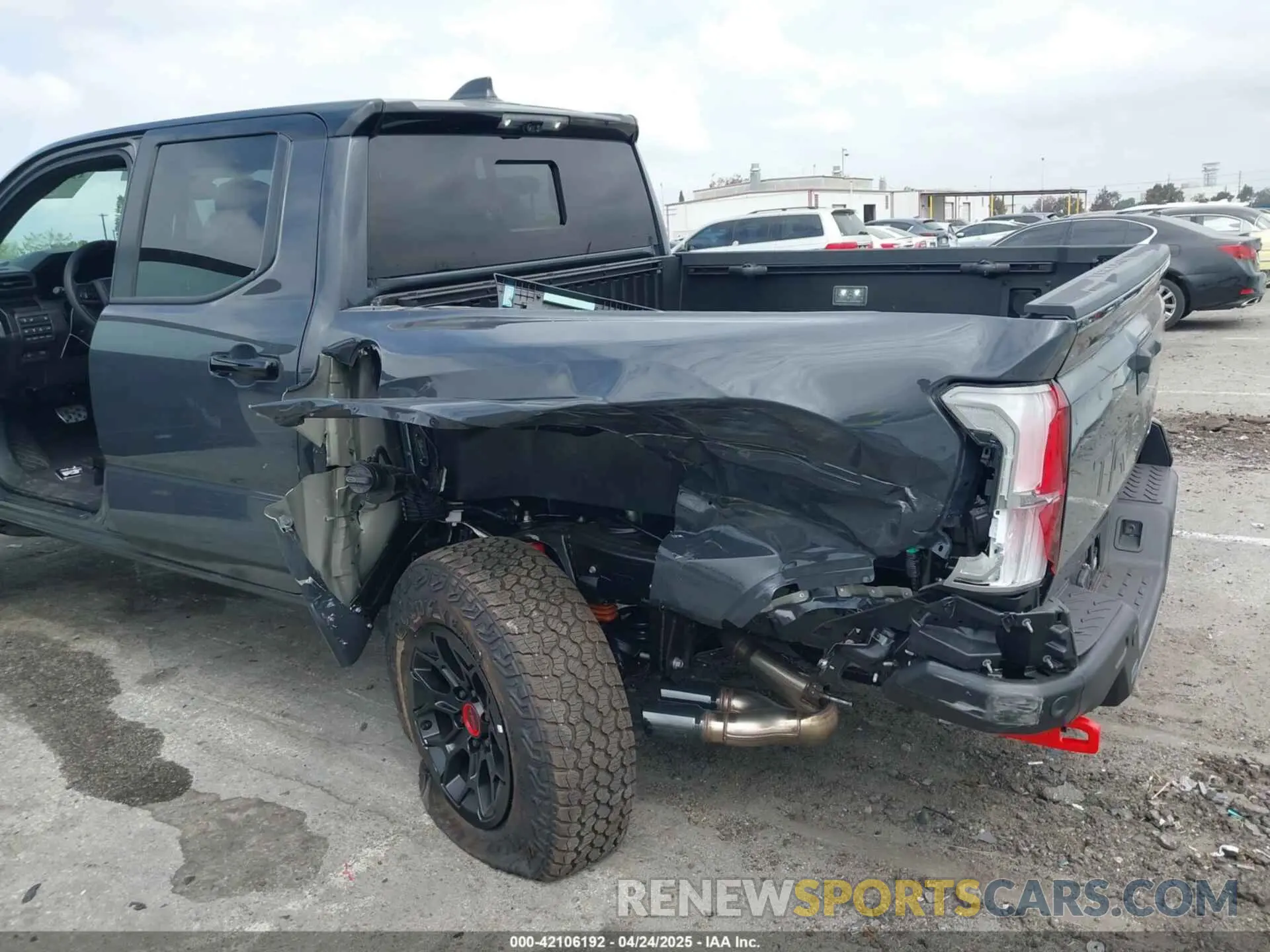 6 Photograph of a damaged car 3TYLC5LN1ST020786 TOYOTA TACOMA HYBRID 2025