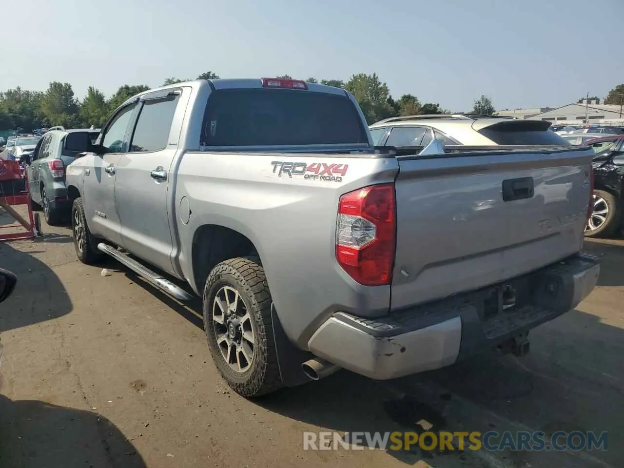2 Photograph of a damaged car 5TFHY5F13EX371516 TOYOTA TUNDRA 2014